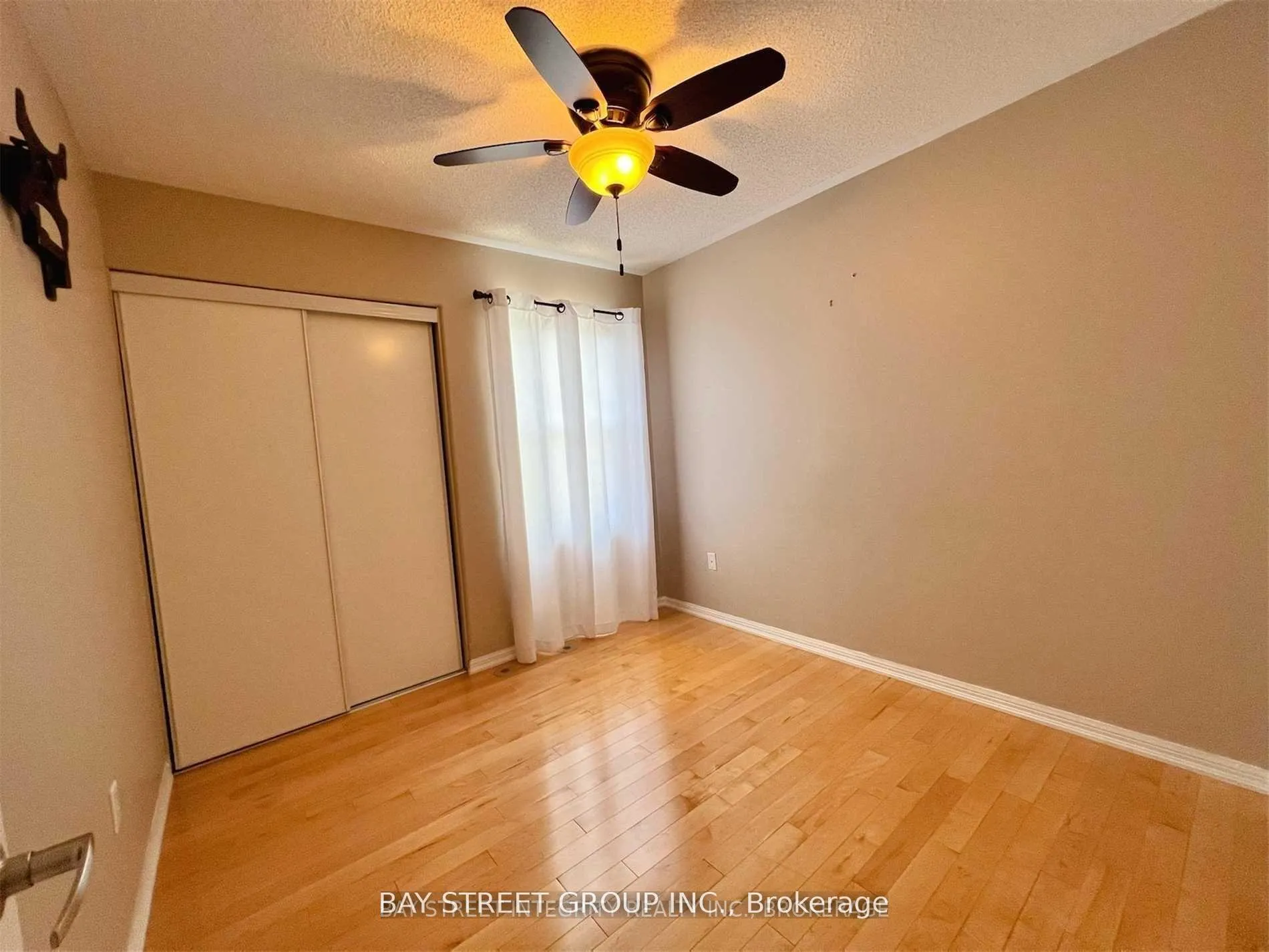 Photo 11 of 656 Holly Avenue, Milton, Coates — HOMEH