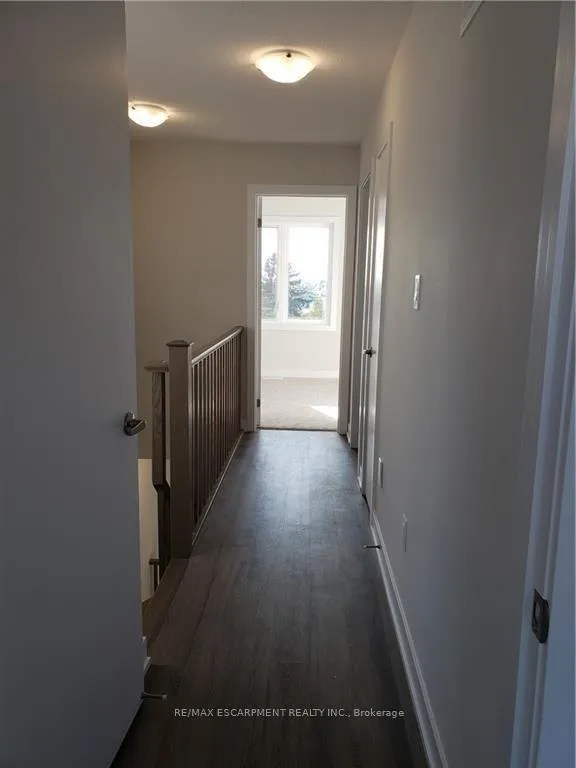 Photo 13 of 15 Muhollard Lane, Hamilton, Ancaster — HOMEH