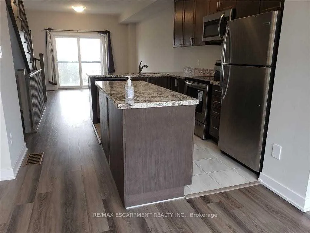 Photo 15 of 15 Muhollard Lane, Hamilton, Ancaster — HOMEH