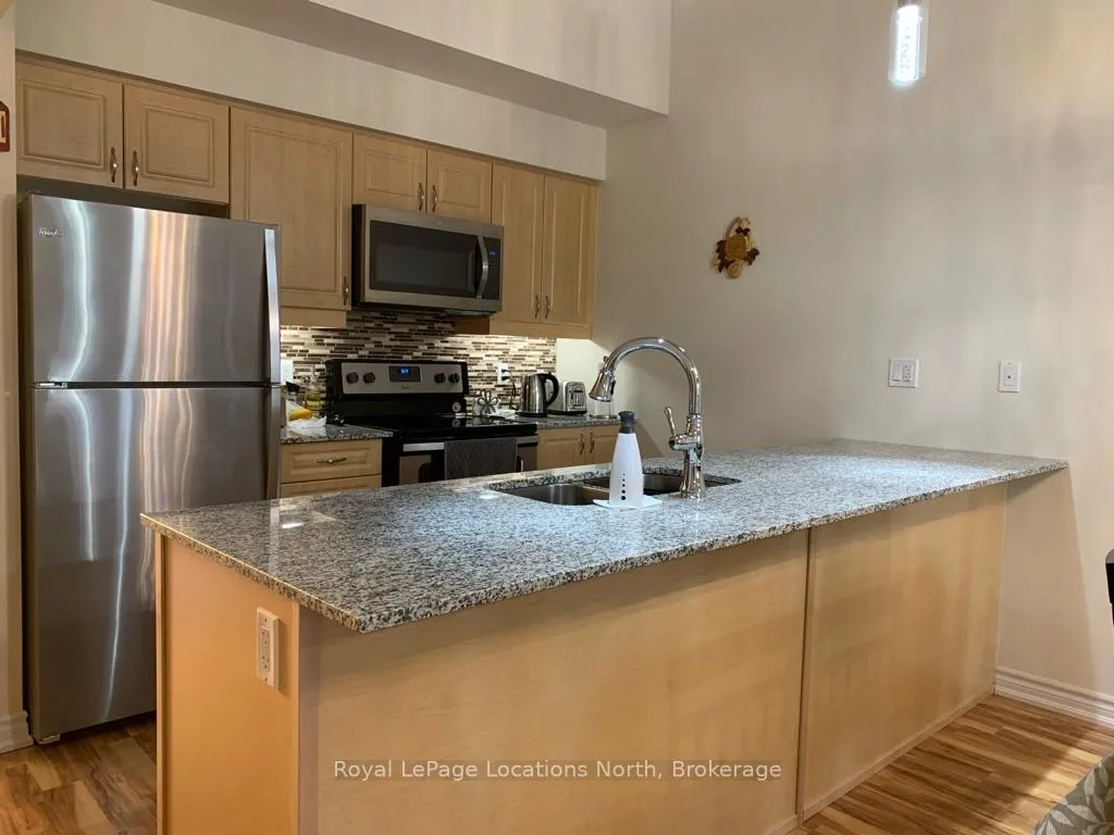 Photo 5 of Unit 305, 5 Anchorage Crescent, Collingwood — HOMEH