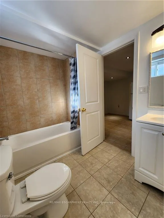 Photo 7 of Unit Lower, 26 Stewart Avenue, Thorold, Thorold Downtown — HOMEH