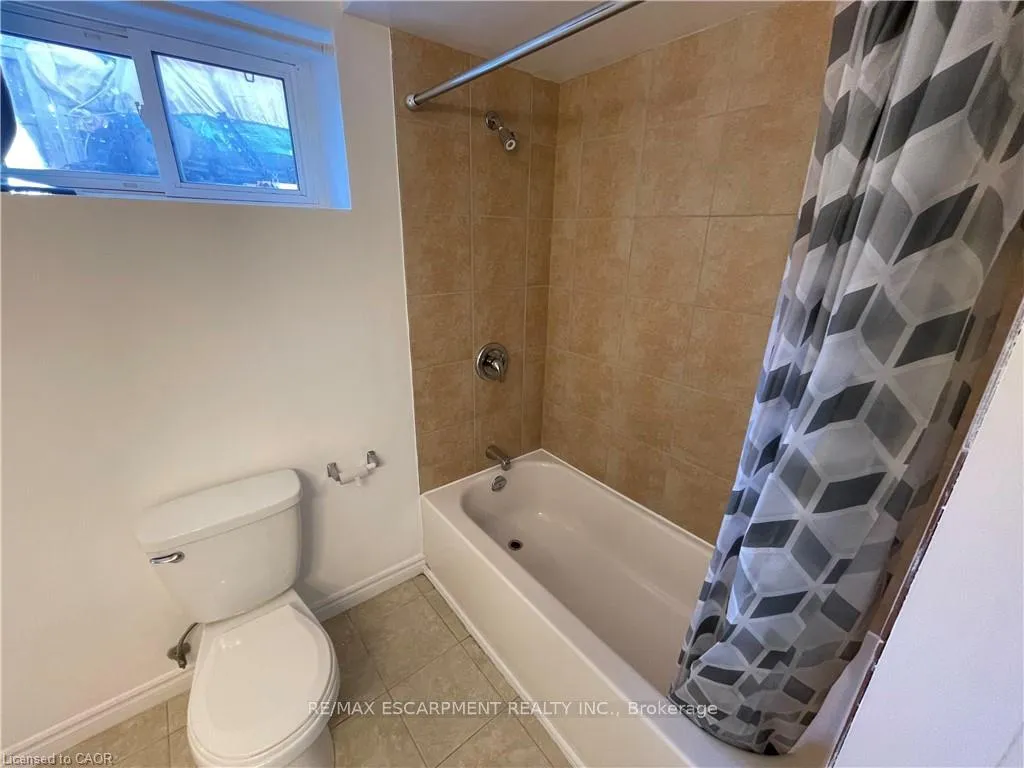 Photo 19 of Unit Lower, 26 Stewart Avenue, Thorold, Thorold Downtown — HOMEH