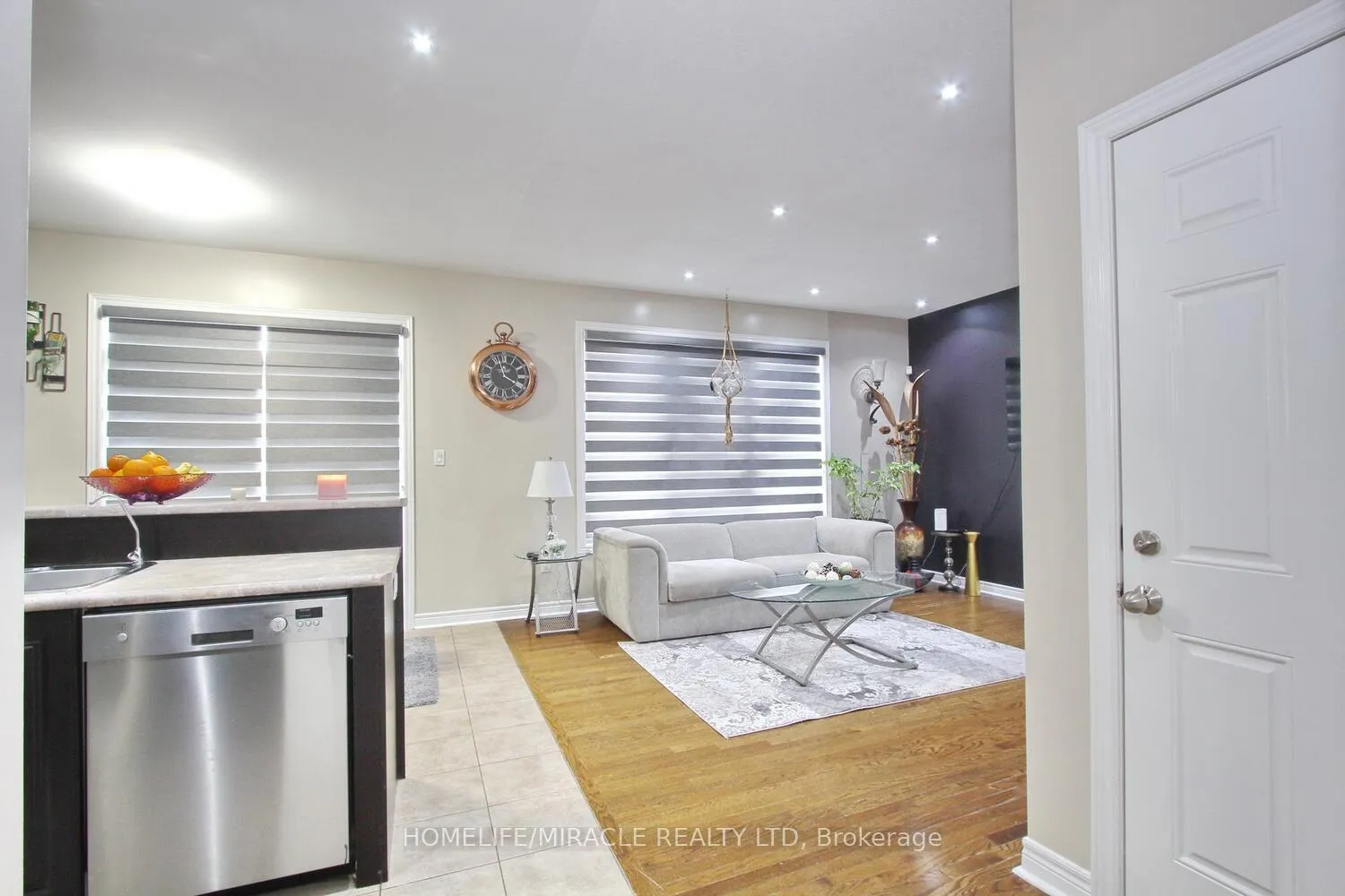 Photo 10 of 11 Bluffmeadow Street, Brampton, Bram East — HOMEH