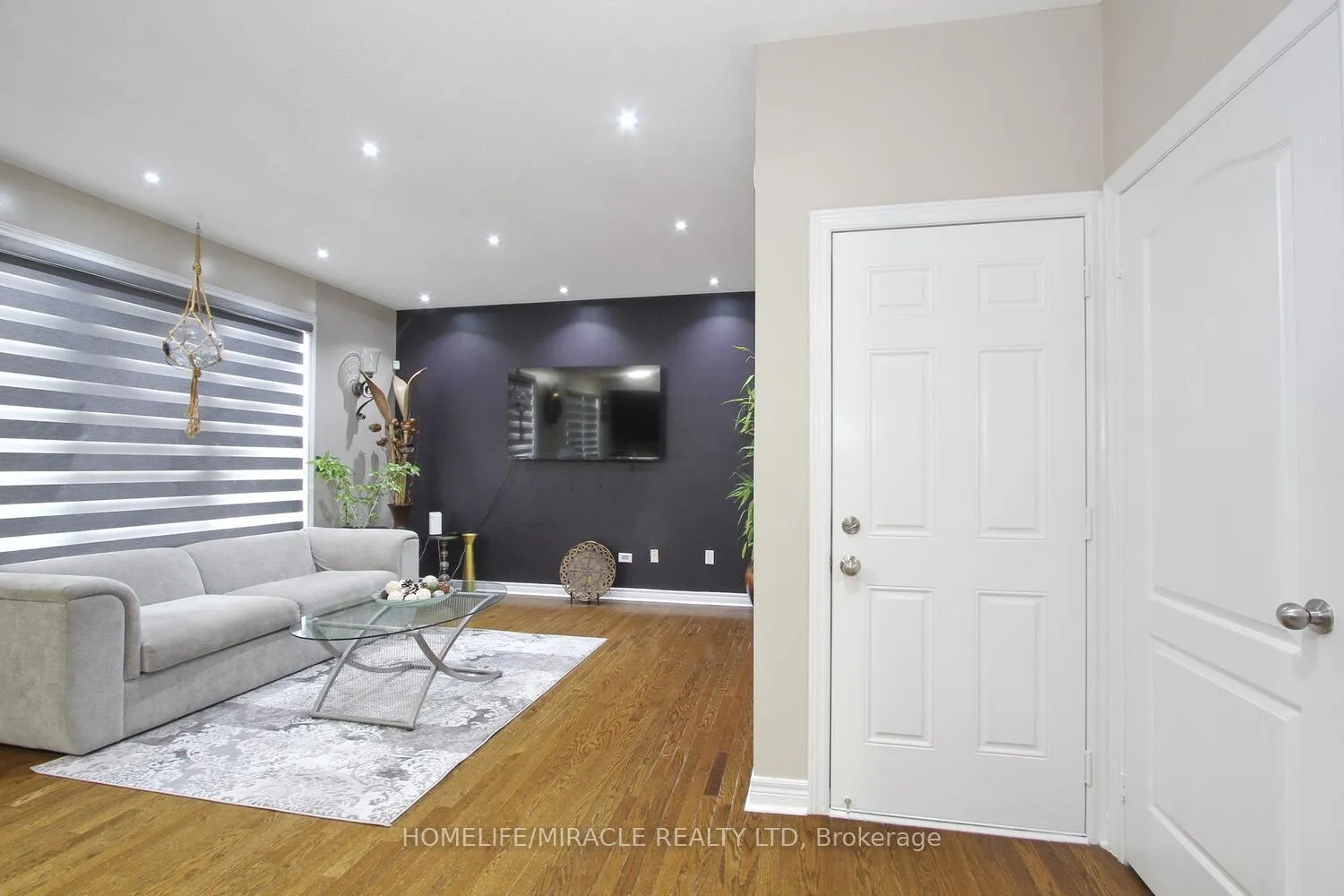 Photo 11 of 11 Bluffmeadow Street, Brampton, Bram East — HOMEH