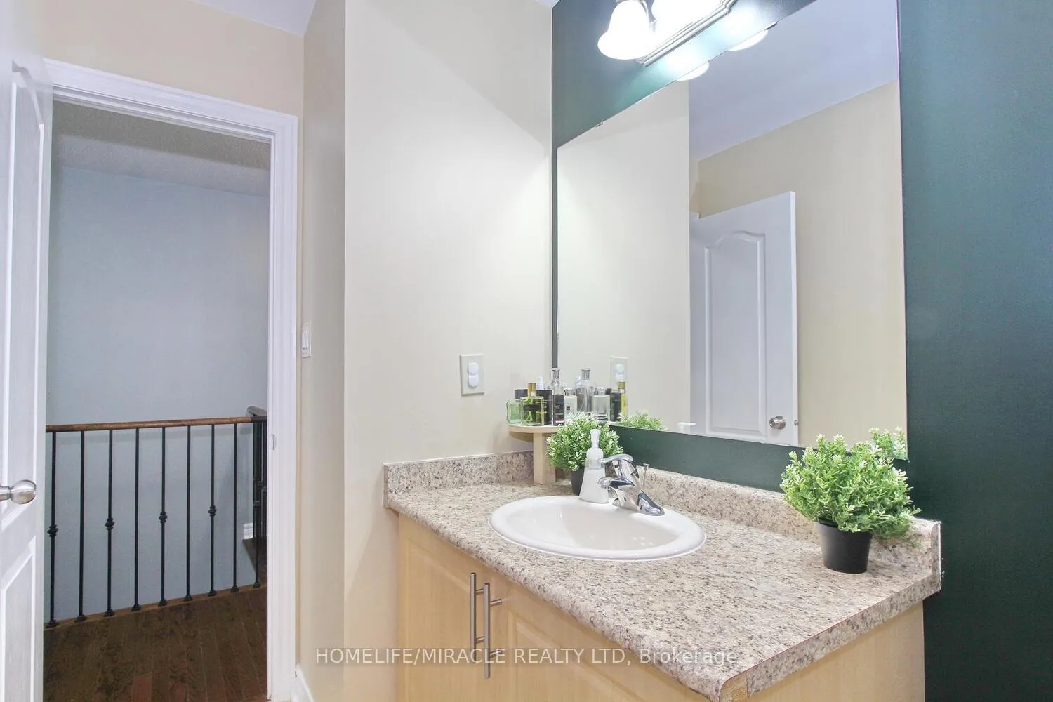 Photo 42 of 11 Bluffmeadow Street, Brampton, Bram East — HOMEH