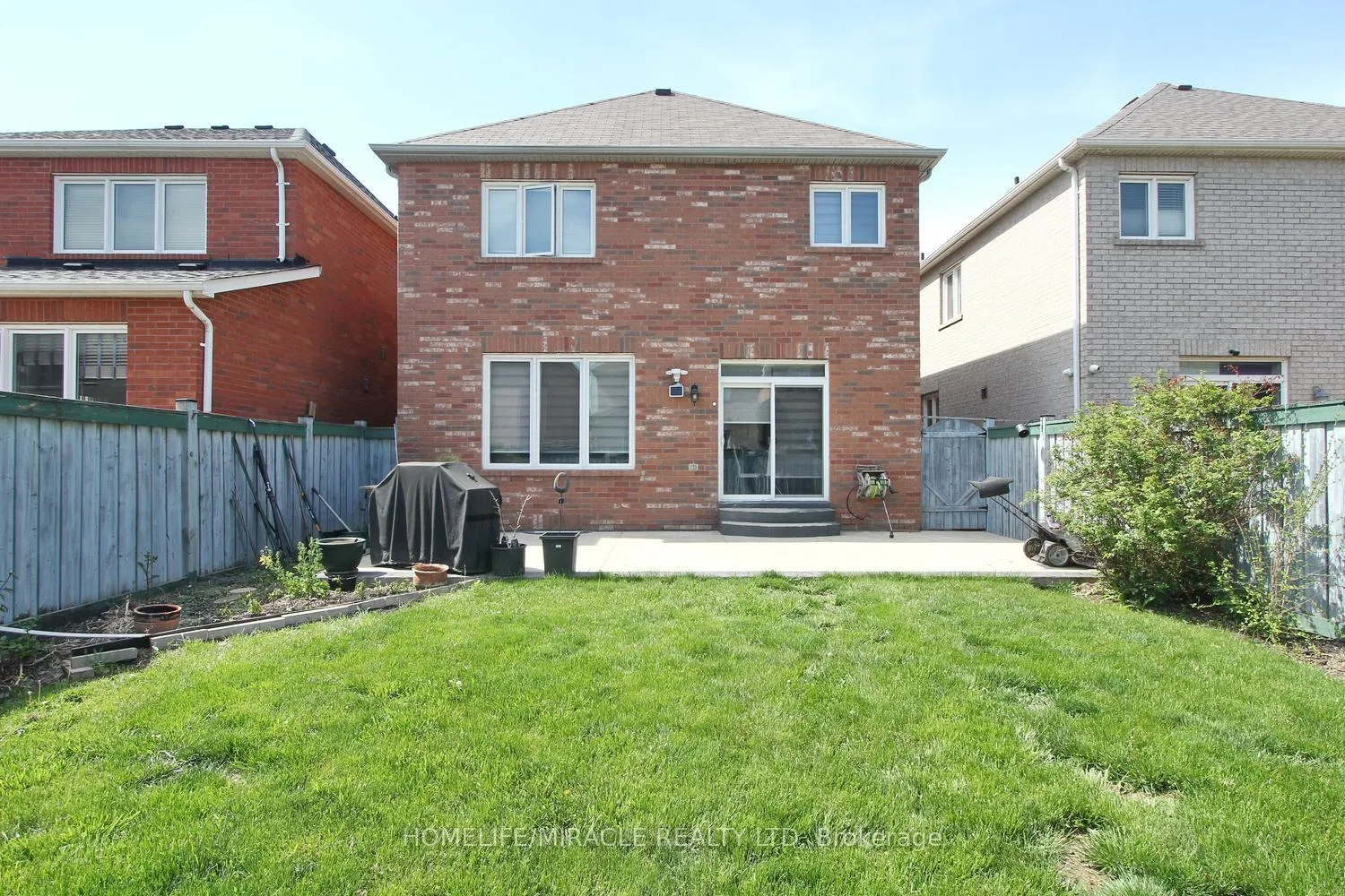 Photo 47 of 11 Bluffmeadow Street, Brampton, Bram East — HOMEH