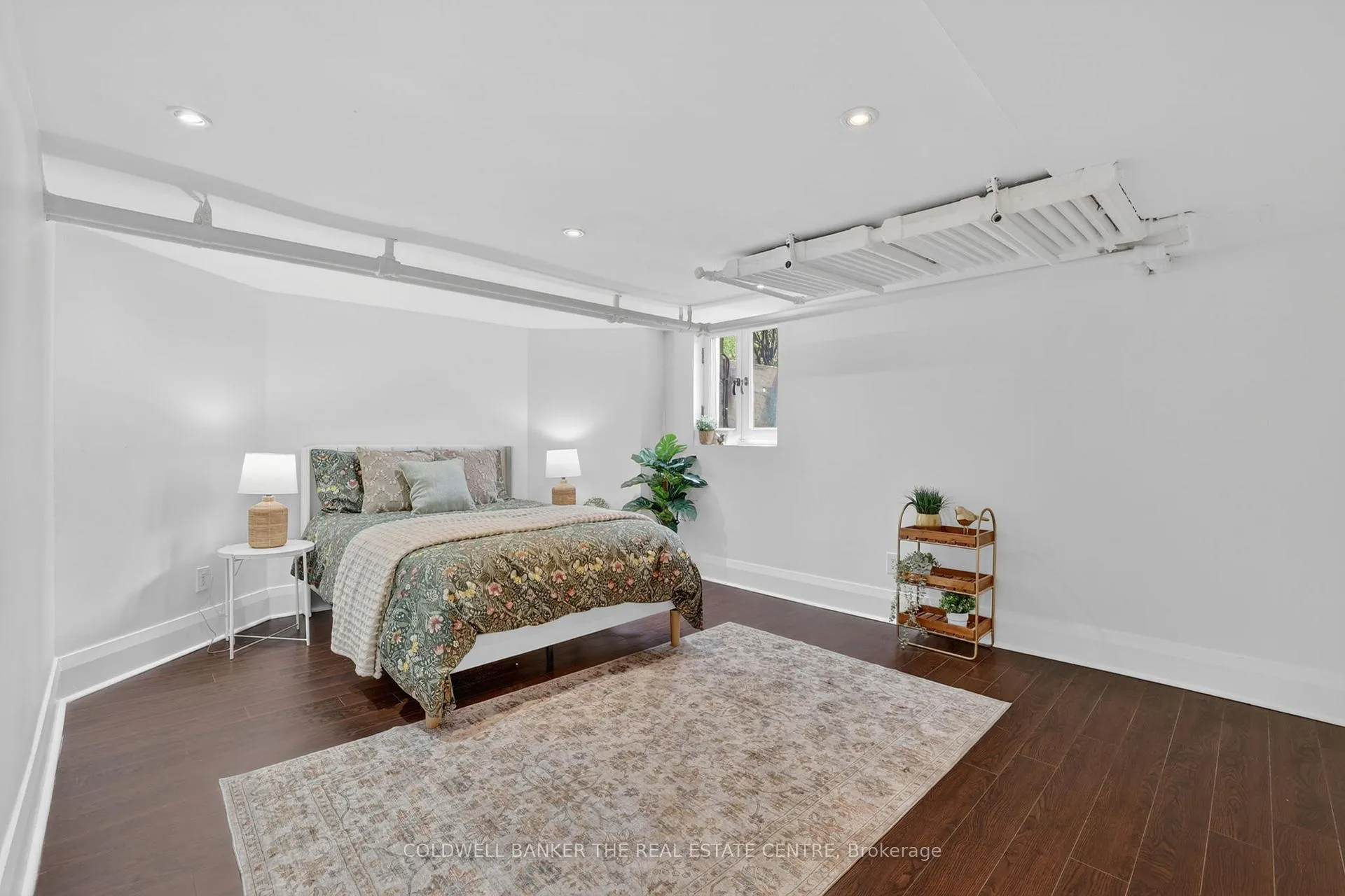 Photo 13 of Unit B, 93B Douglas Crescent, Toronto, Leaside — HOMEH