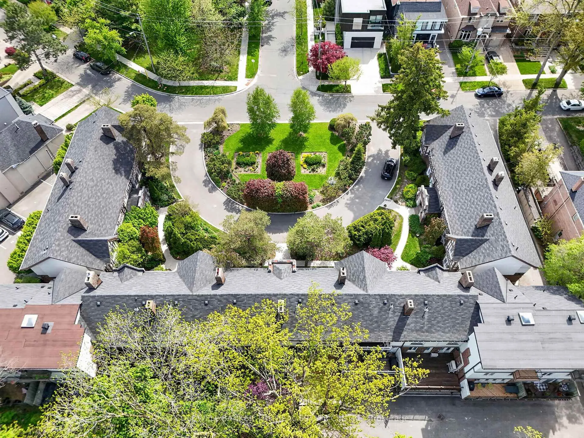 Photo 22 of Unit B, 93B Douglas Crescent, Toronto, Leaside — HOMEH
