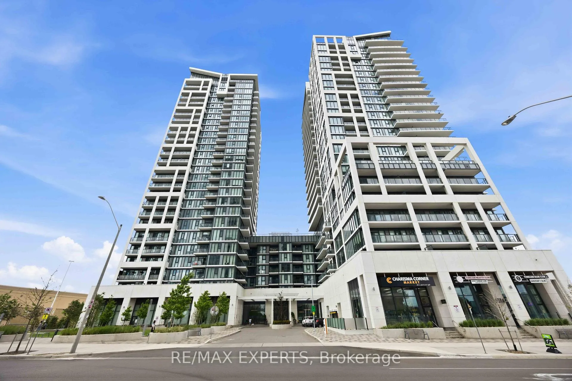 Photo 1 of Unit 2025, 9000 Jane Street, Vaughan, Vellore Village — HOMEH