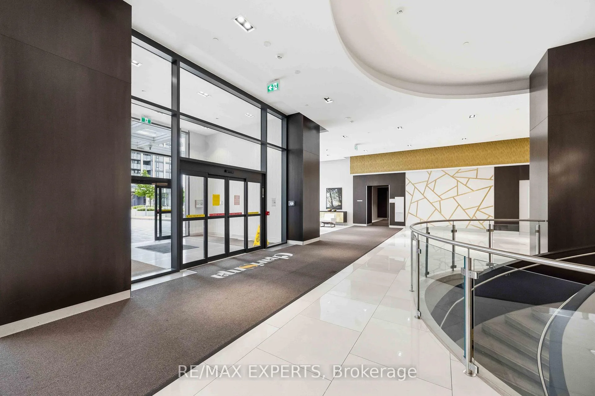Photo 6 of Unit 2025, 9000 Jane Street, Vaughan, Vellore Village — HOMEH