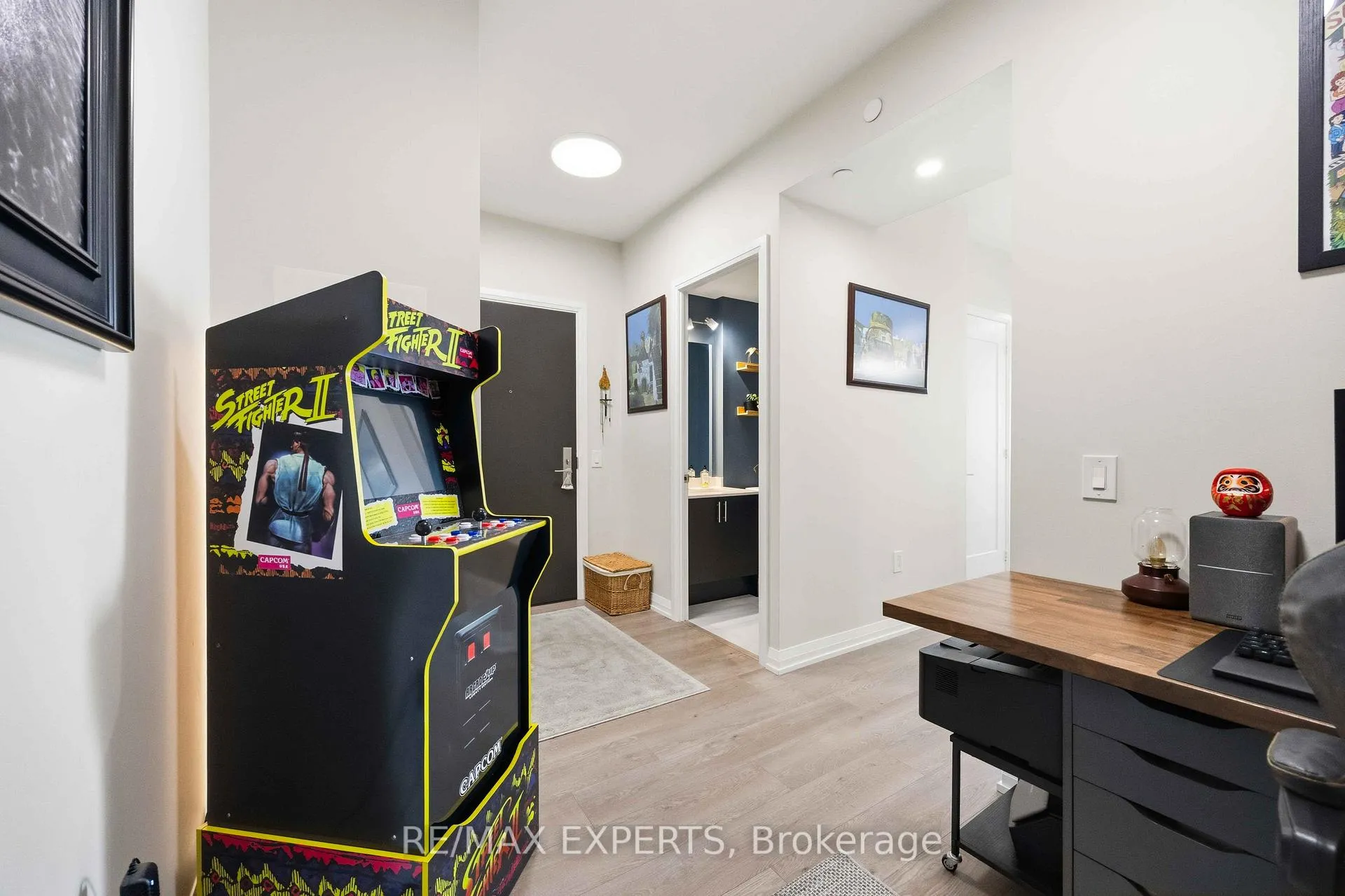 Photo 14 of Unit 2025, 9000 Jane Street, Vaughan, Vellore Village — HOMEH
