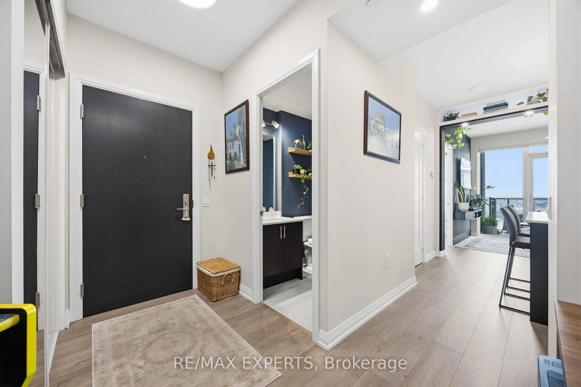 Photo 15 of Unit 2025, 9000 Jane Street, Vaughan, Vellore Village — HOMEH