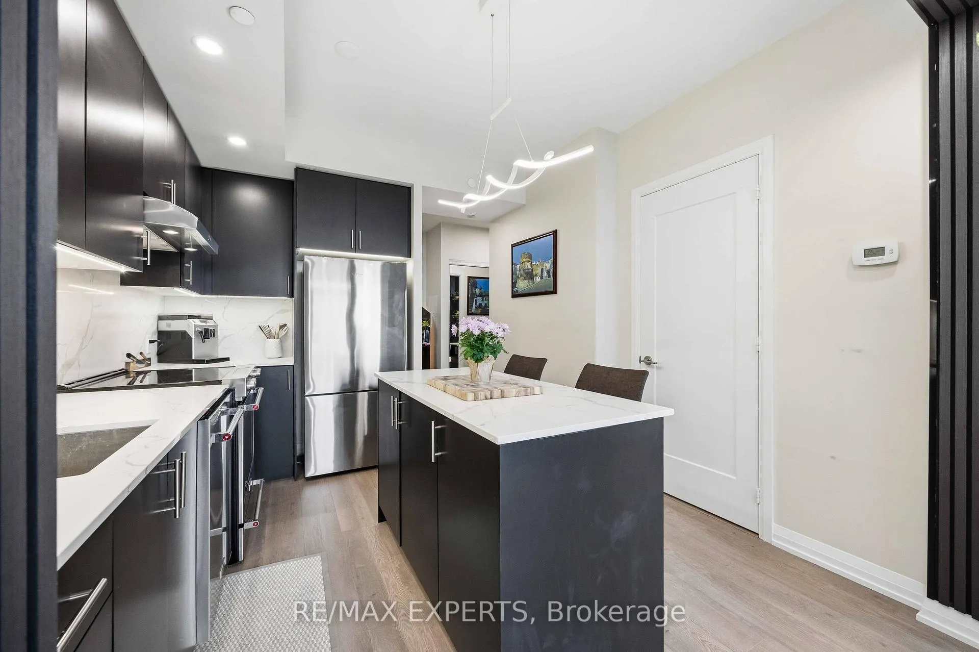 Photo 19 of Unit 2025, 9000 Jane Street, Vaughan, Vellore Village — HOMEH