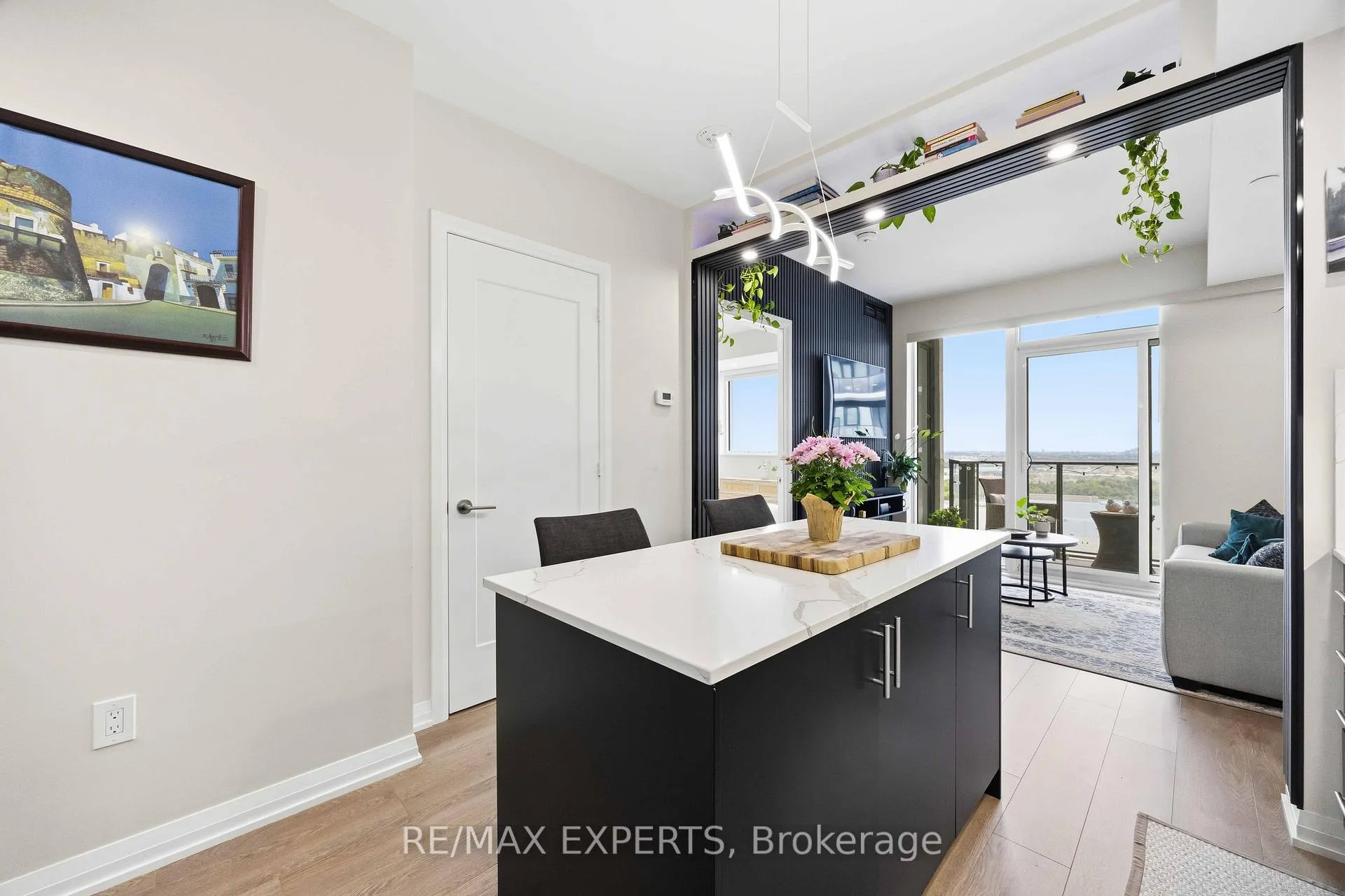 Photo 21 of Unit 2025, 9000 Jane Street, Vaughan, Vellore Village — HOMEH