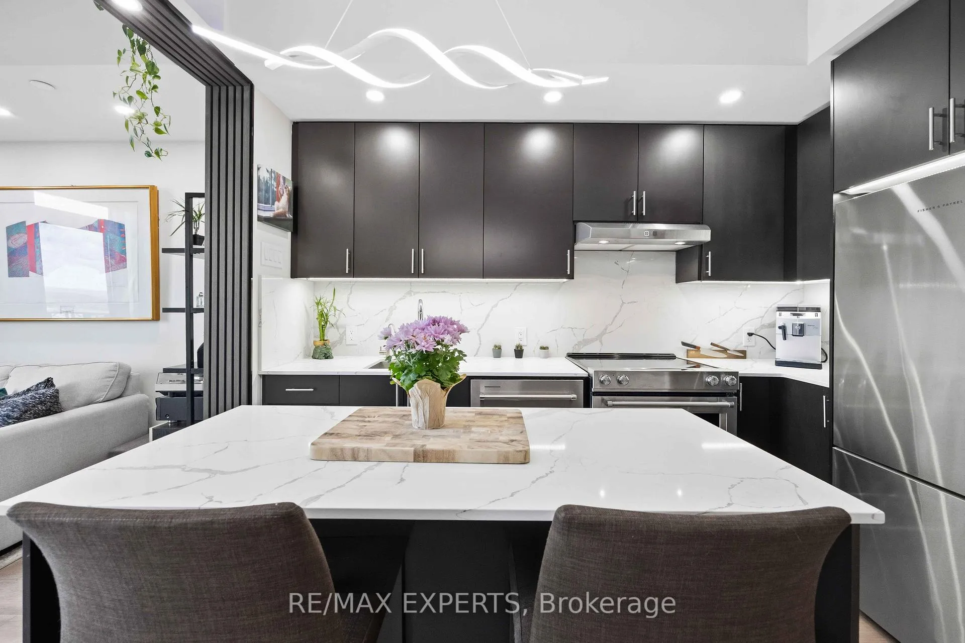 Photo 22 of Unit 2025, 9000 Jane Street, Vaughan, Vellore Village — HOMEH