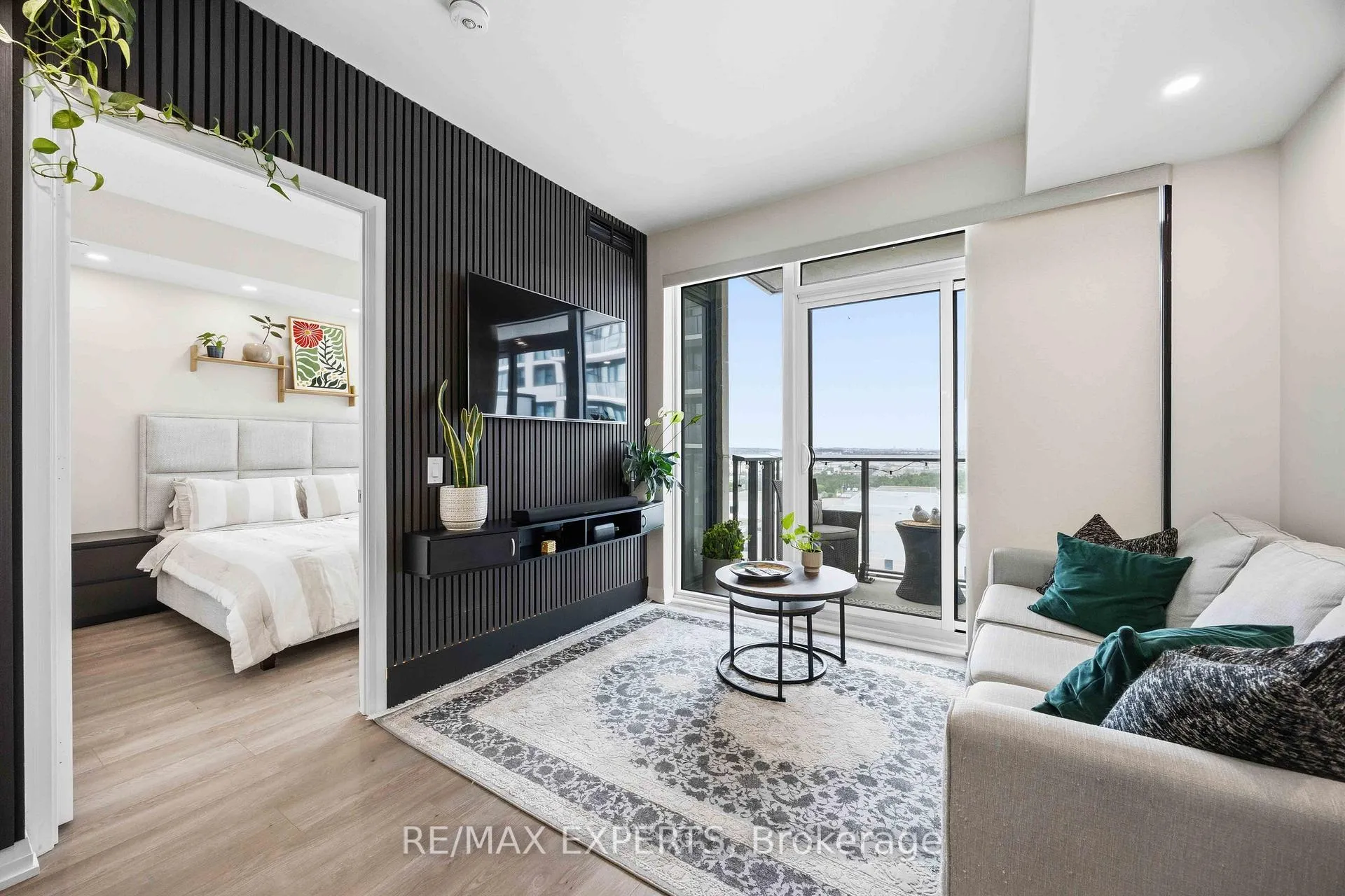Photo 24 of Unit 2025, 9000 Jane Street, Vaughan, Vellore Village — HOMEH