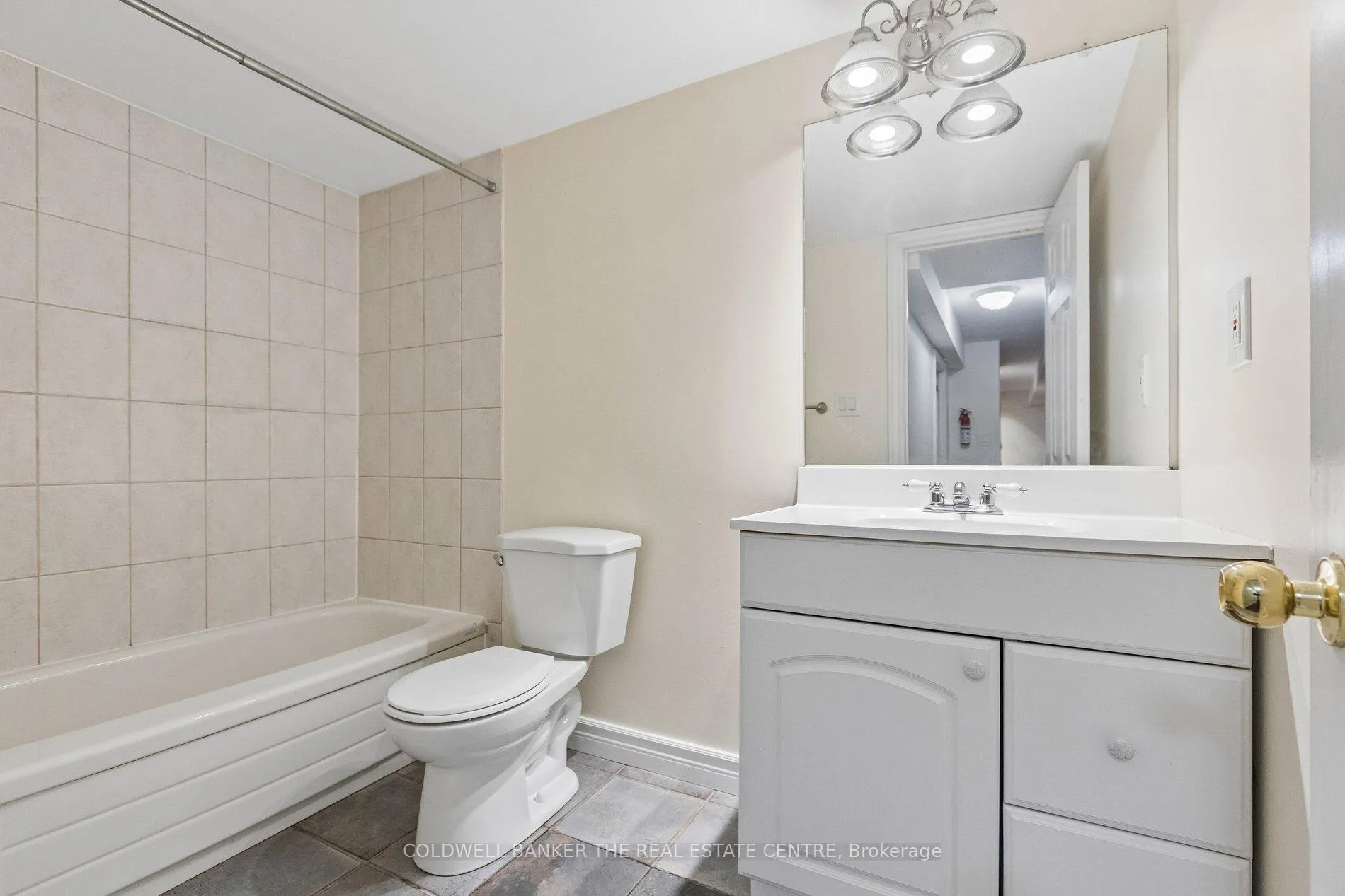 Photo 38 of 142 Harley Street, London, East C — HOMEH