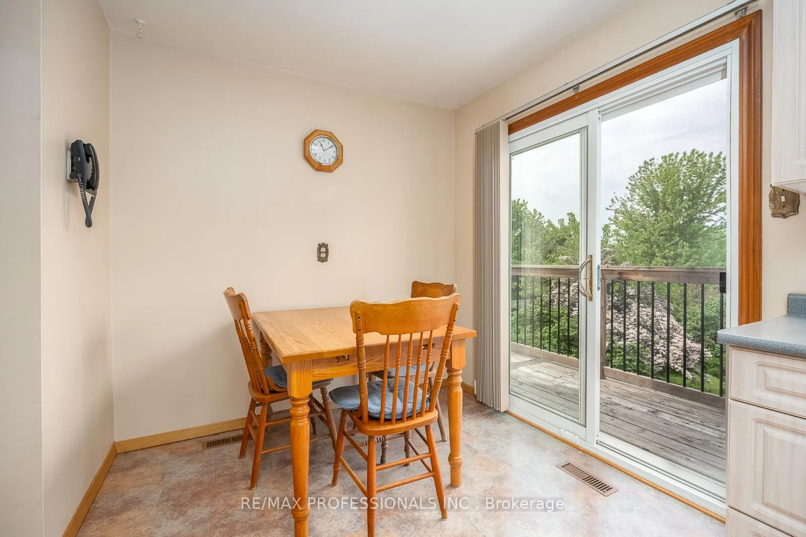 Photo 19 of 24 Hawkstone Crescent, Whitby, Blue Grass Meadows — HOMEH