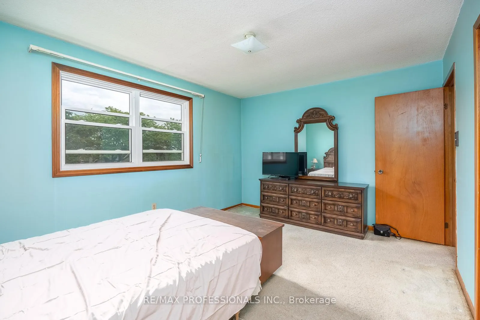 Photo 33 of 24 Hawkstone Crescent, Whitby, Blue Grass Meadows — HOMEH