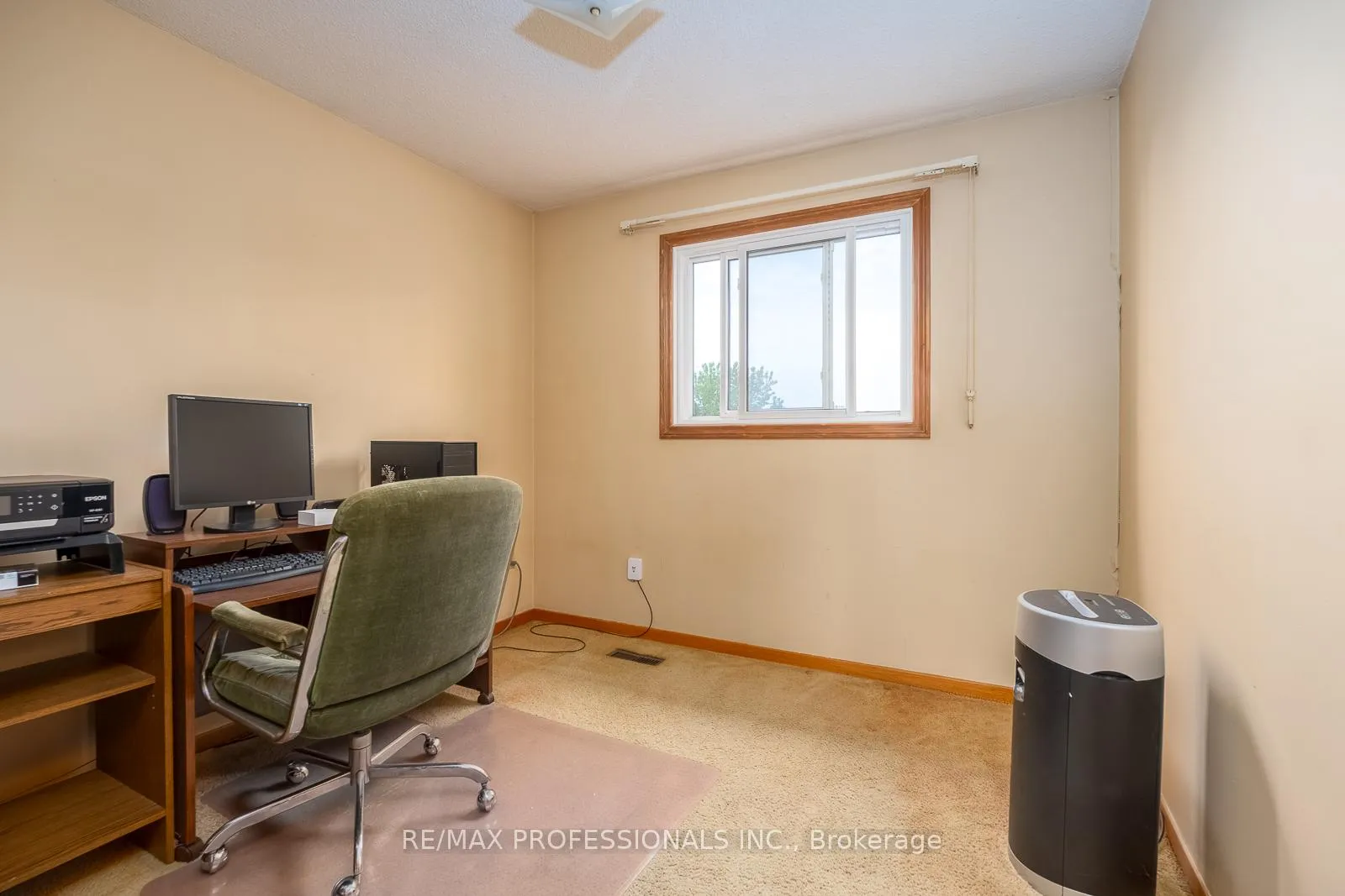 Photo 41 of 24 Hawkstone Crescent, Whitby, Blue Grass Meadows — HOMEH