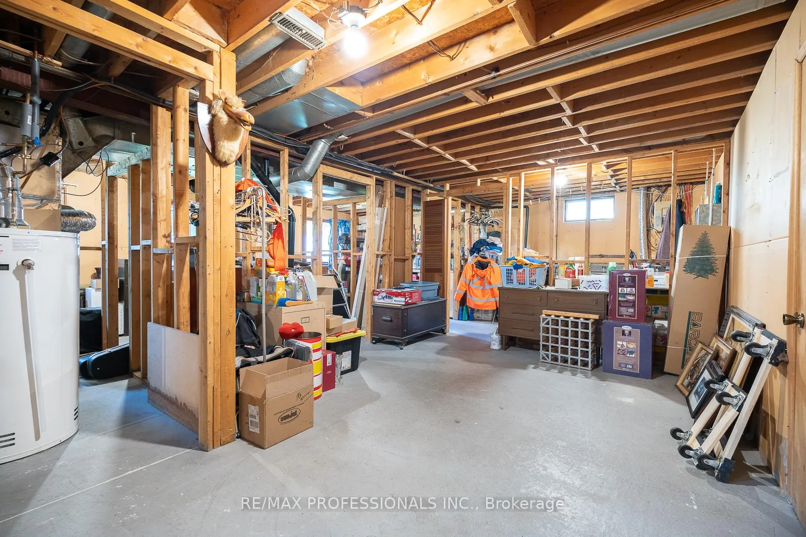 Photo 44 of 24 Hawkstone Crescent, Whitby, Blue Grass Meadows — HOMEH