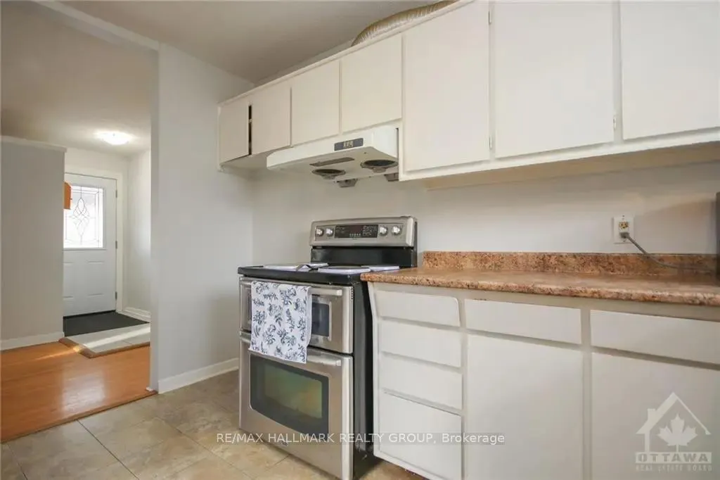 Photo 21 of 45 Hilliard Avenue, Ottawa, City View/Skyline/Fisher Heights/Parkwood Hills — HOMEH