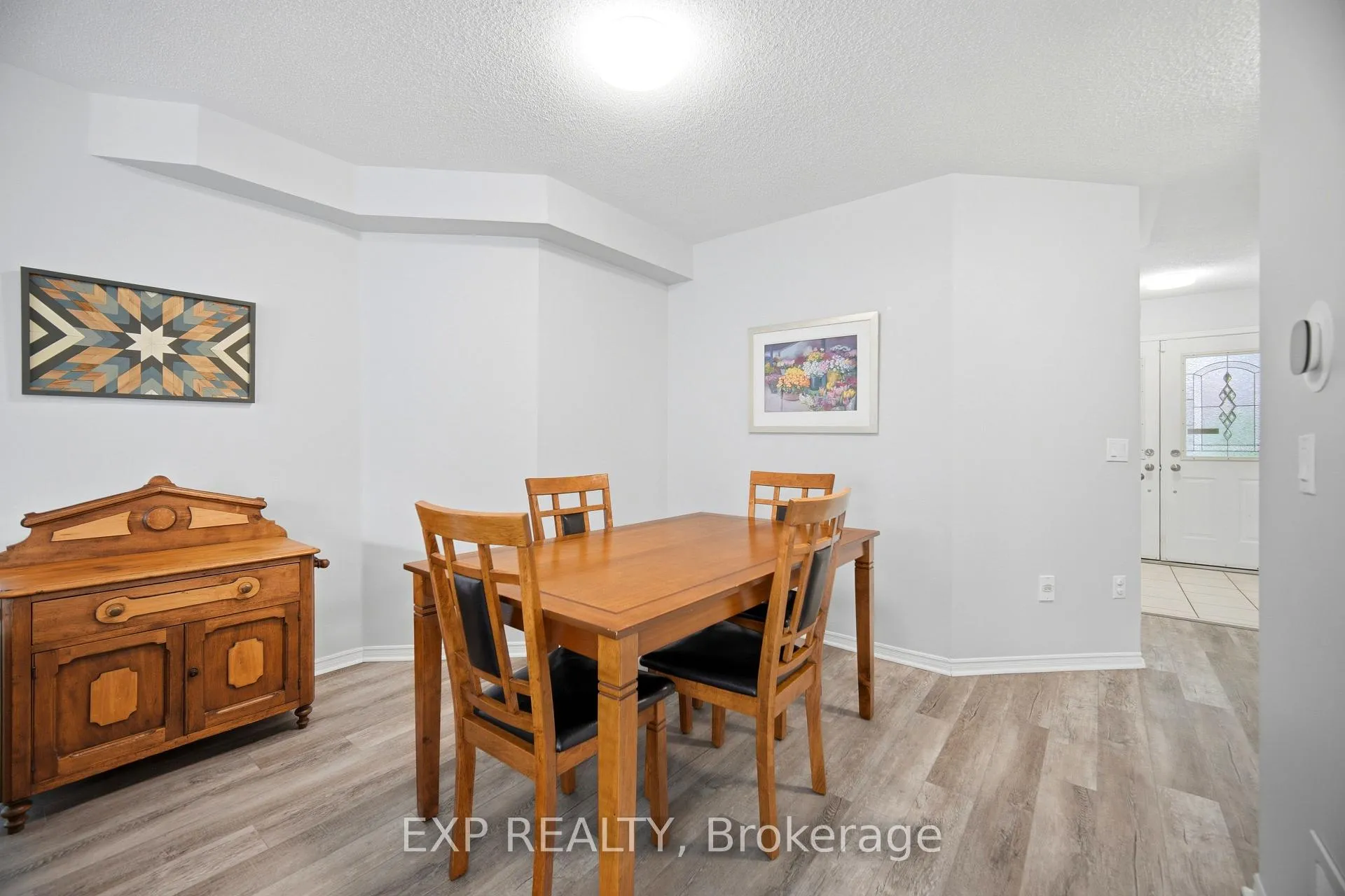 Photo 4 of 159 Hanton Crescent, Caledon, Bolton East — HOMEH