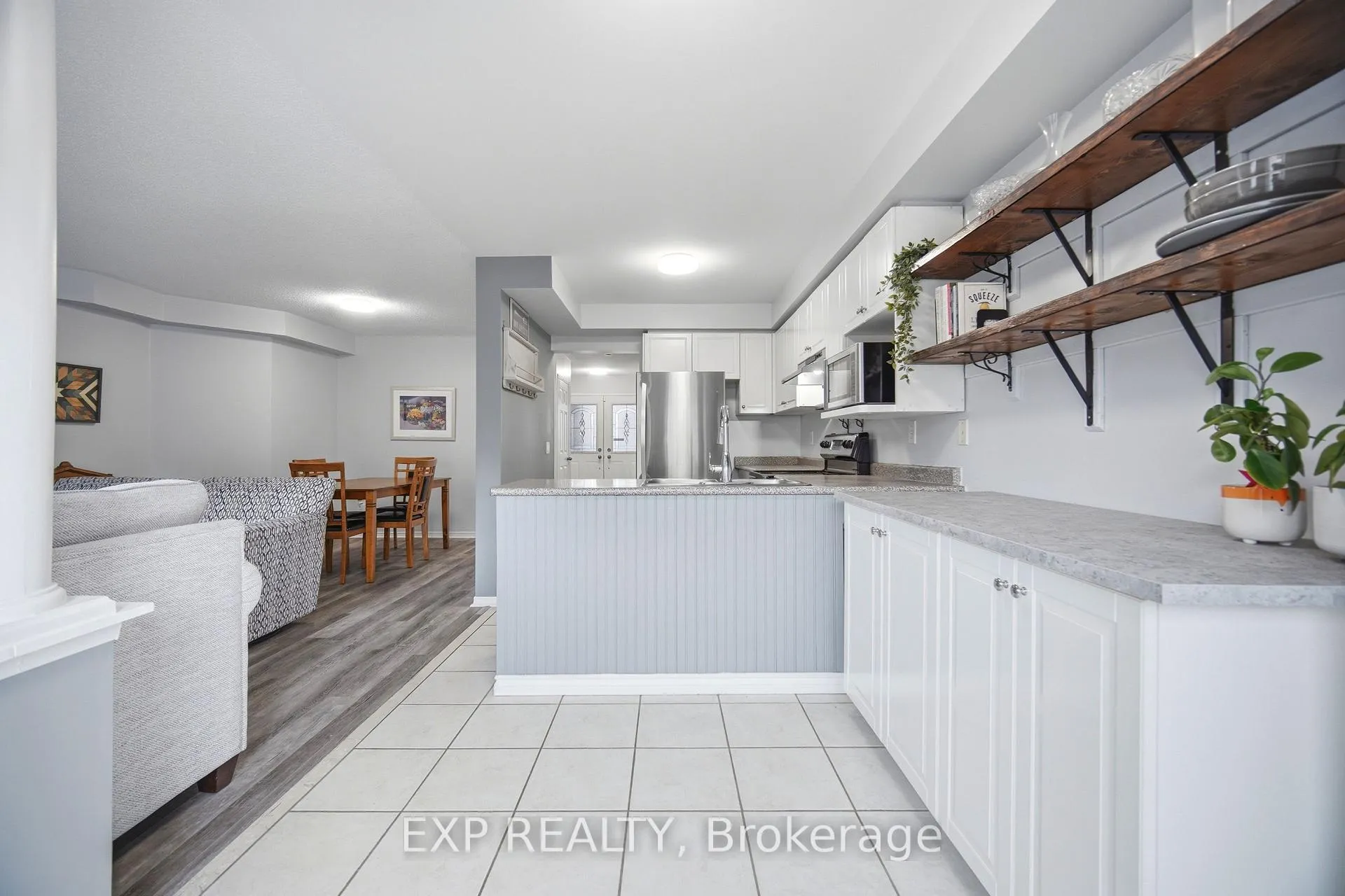 Photo 13 of 159 Hanton Crescent, Caledon, Bolton East — HOMEH