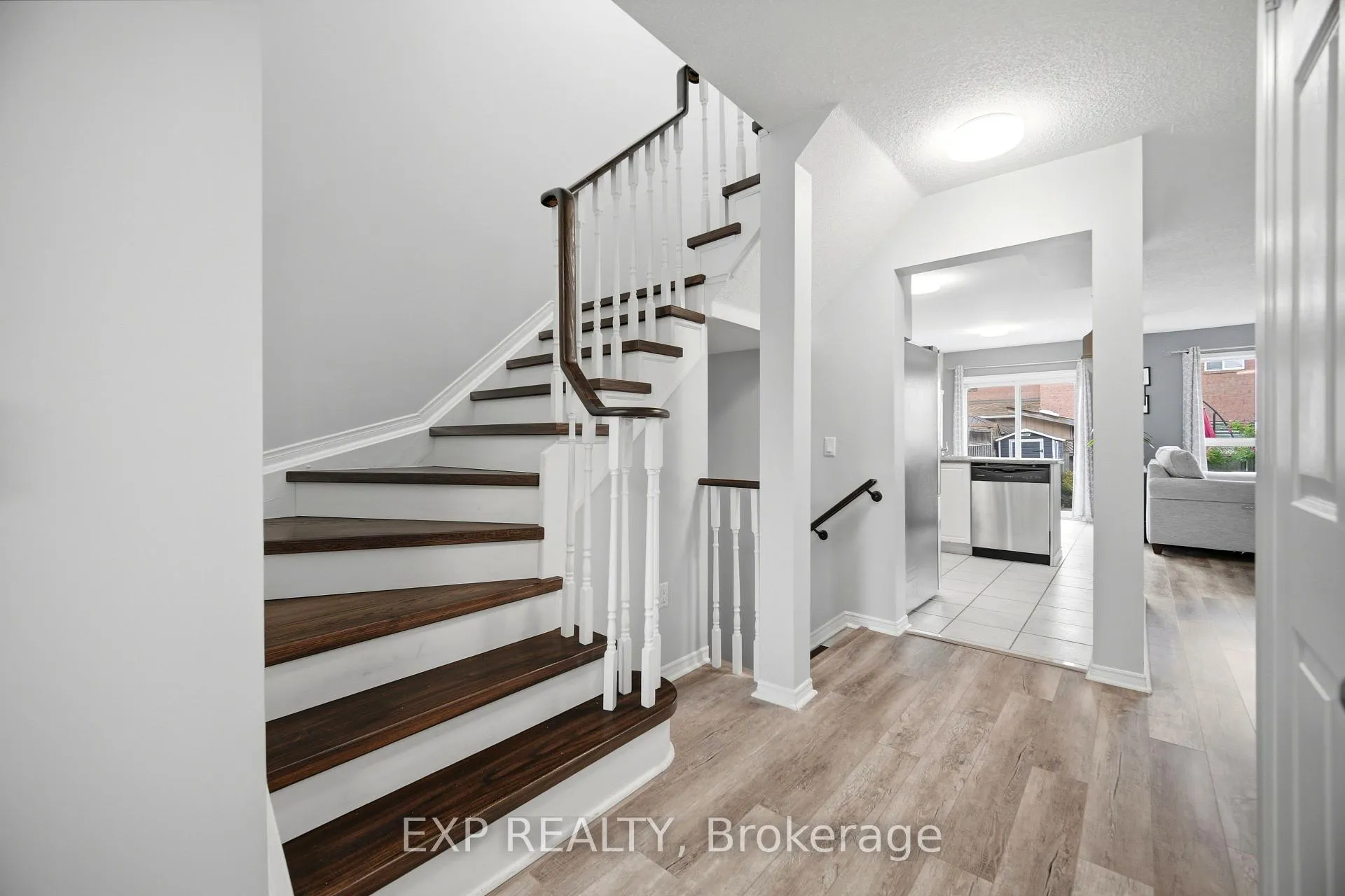 Photo 19 of 159 Hanton Crescent, Caledon, Bolton East — HOMEH