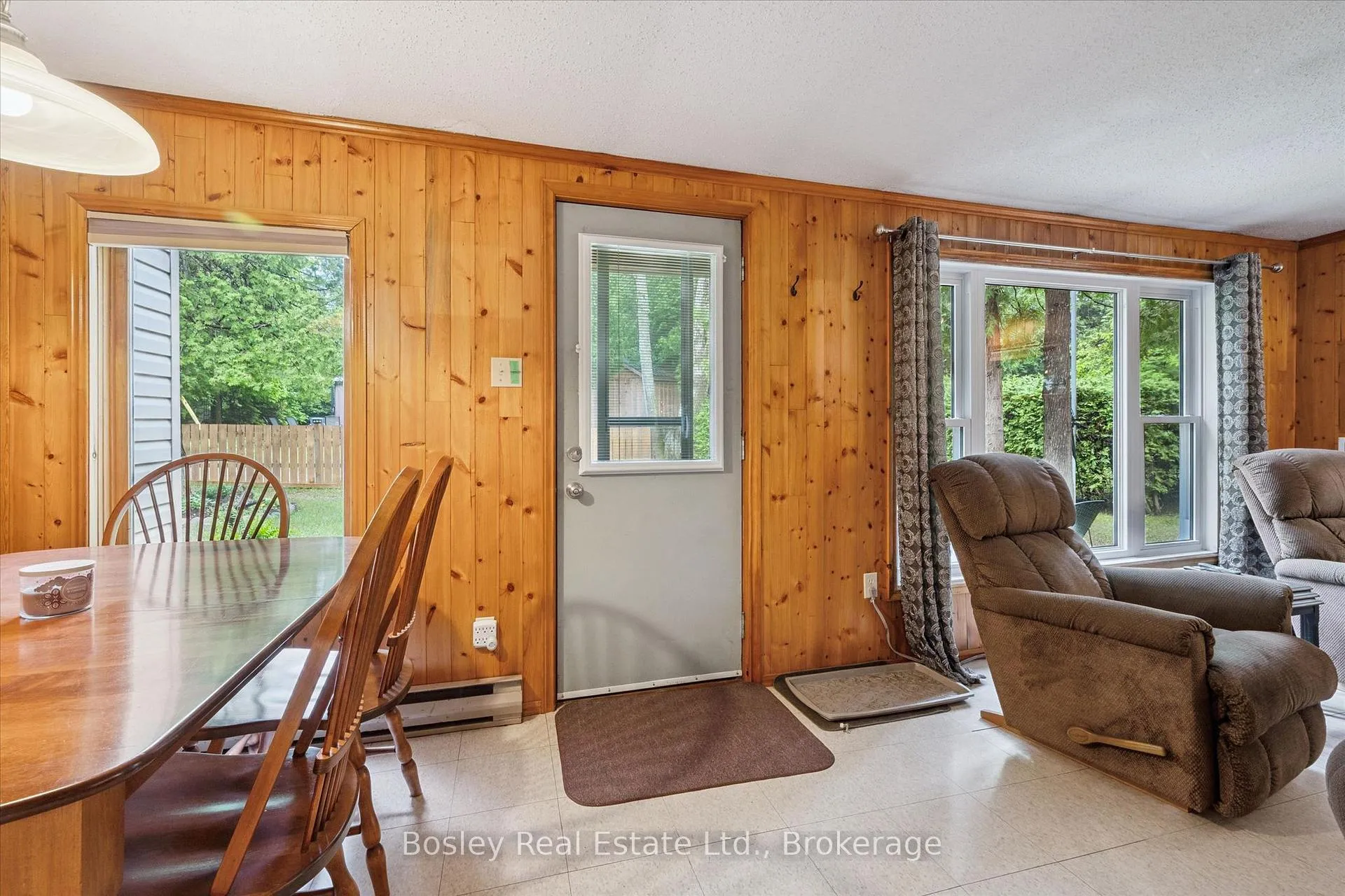 Photo 11 of 3 Hamilton Place, South Bruce Peninsula — HOMEH
