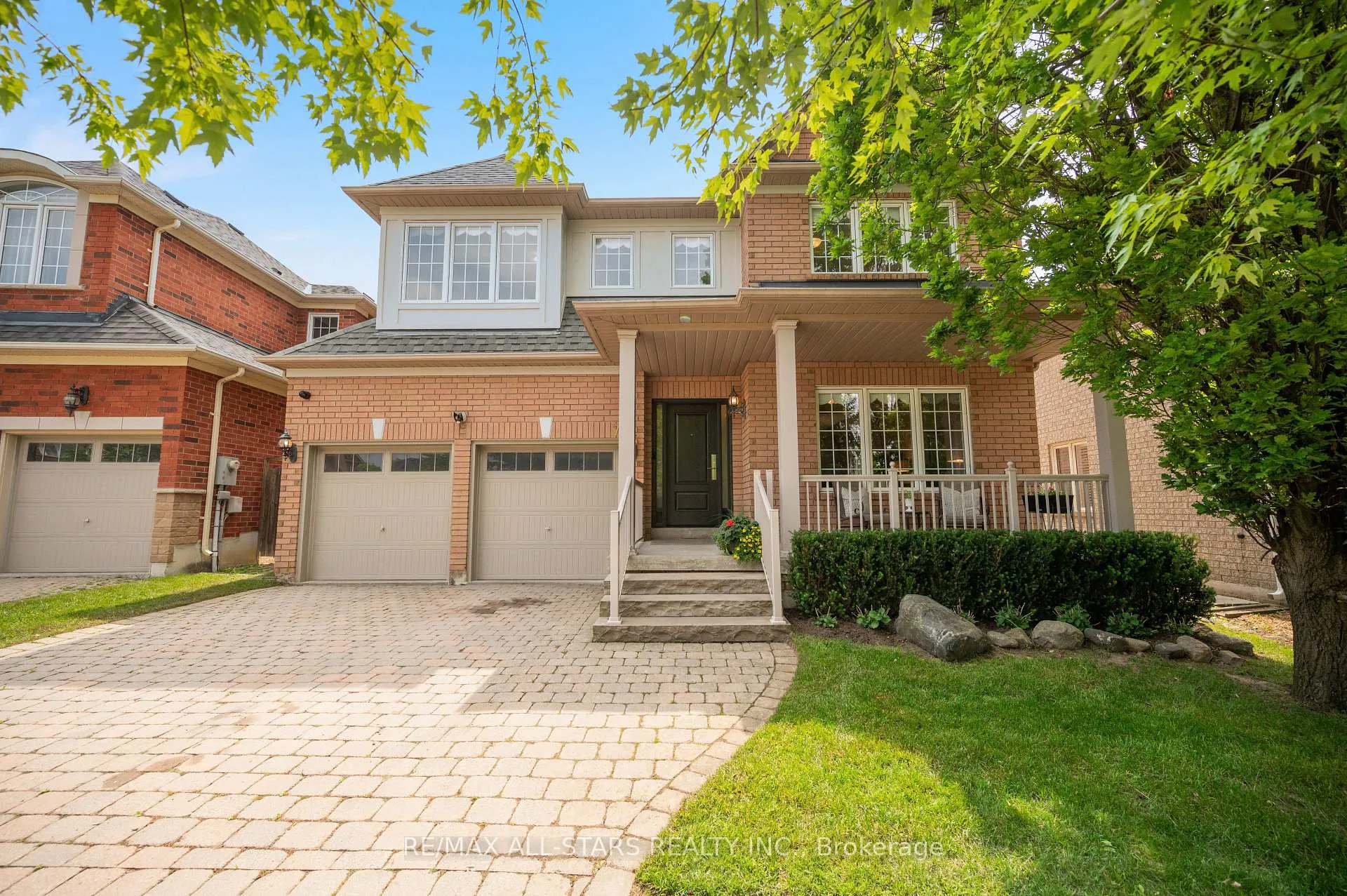 Photo 4 of 7 Wood Thrush Avenue, Markham, Legacy — HOMEH
