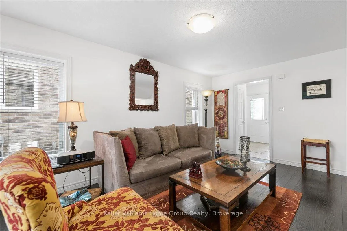 Photo 7 of 12 Ambrous Crescent, Guelph, Kortright East — HOMEH