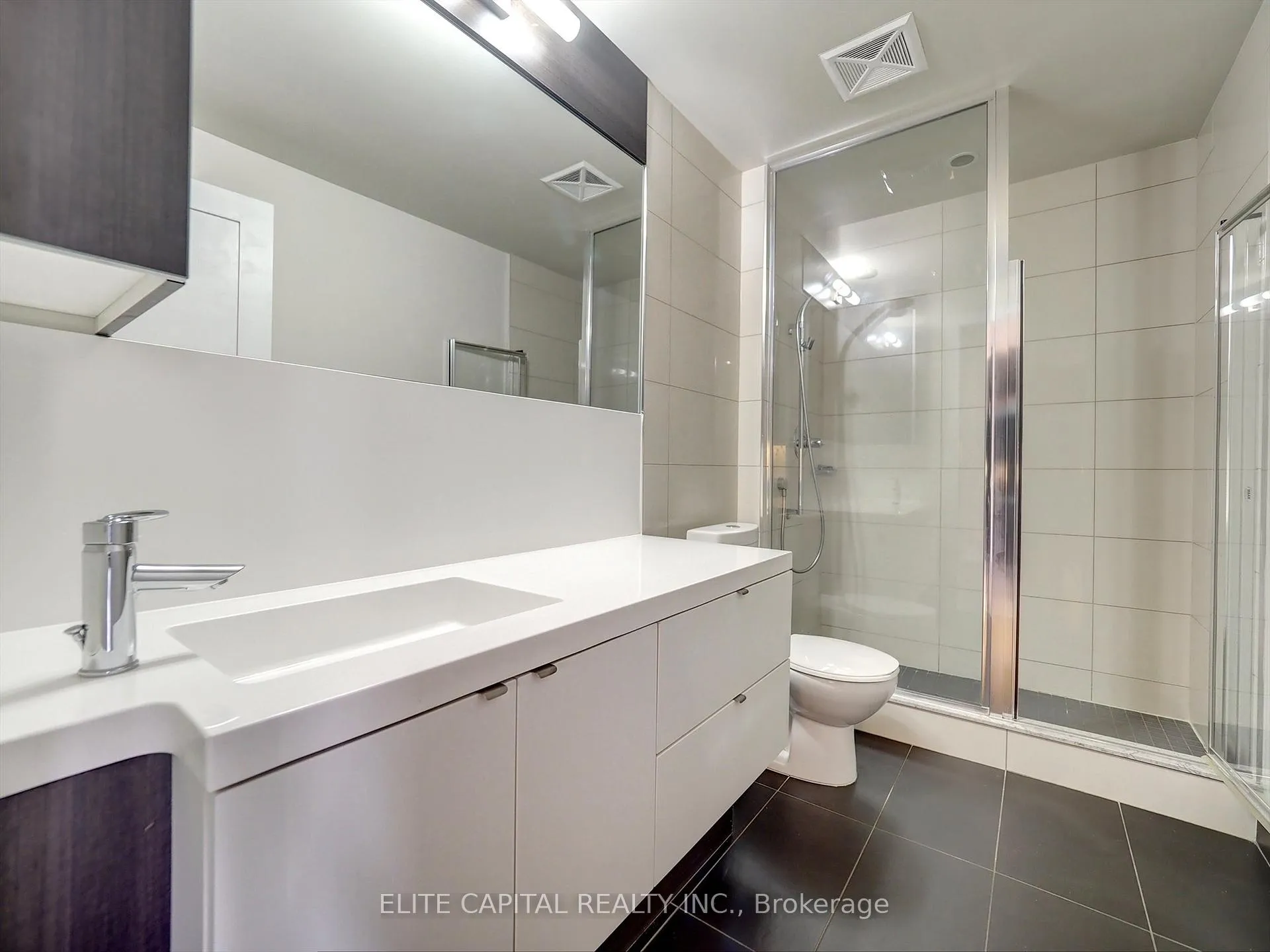 Photo 5 of Unit 1901, 300 Front Street W, Toronto, Waterfront Communities — HOMEH