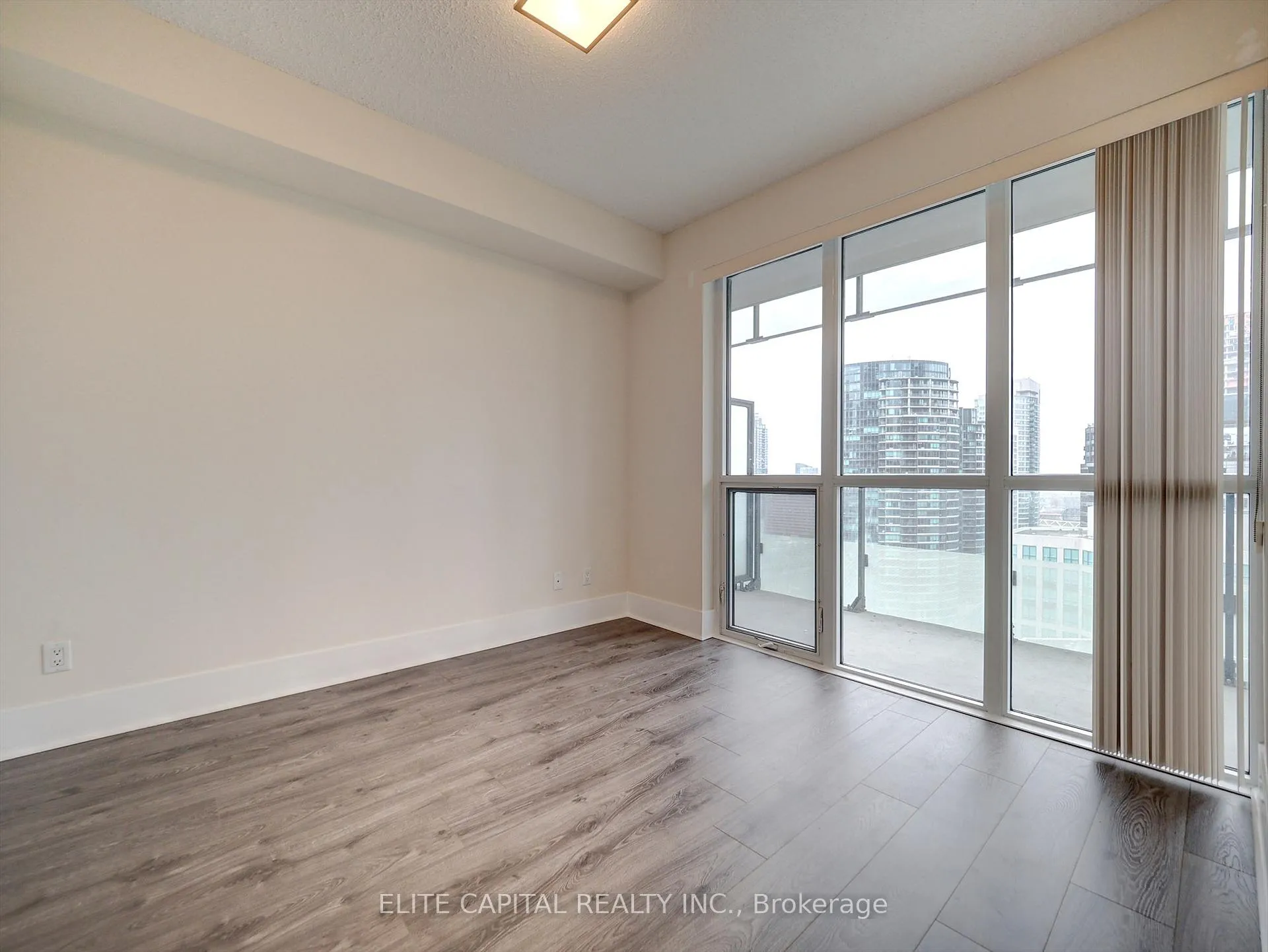 Photo 8 of Unit 1901, 300 Front Street W, Toronto, Waterfront Communities — HOMEH