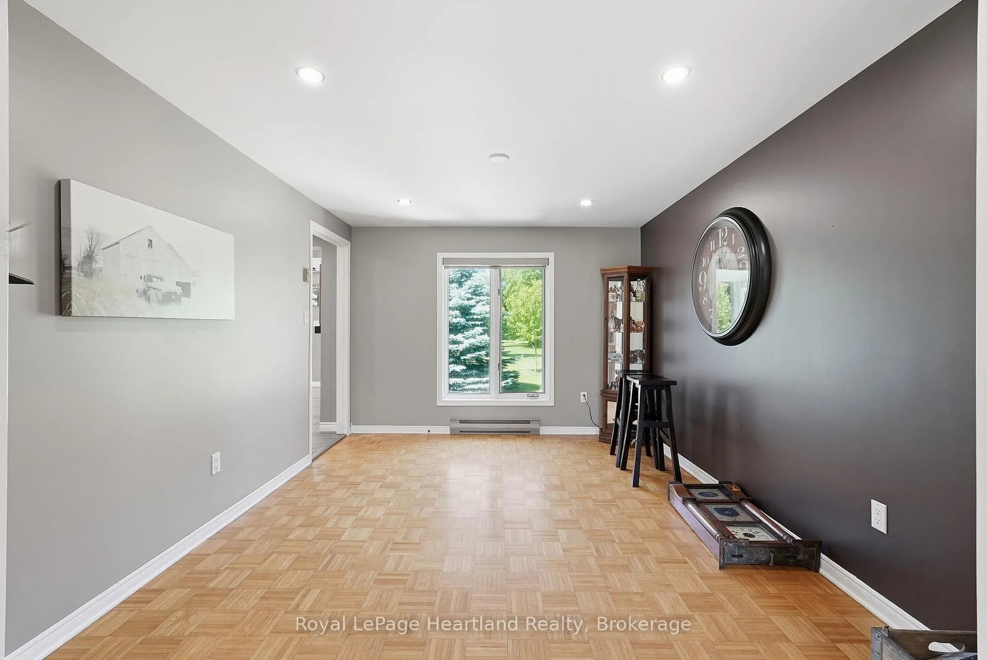 Photo 10 of 1041 Howick Street, Howick — HOMEH