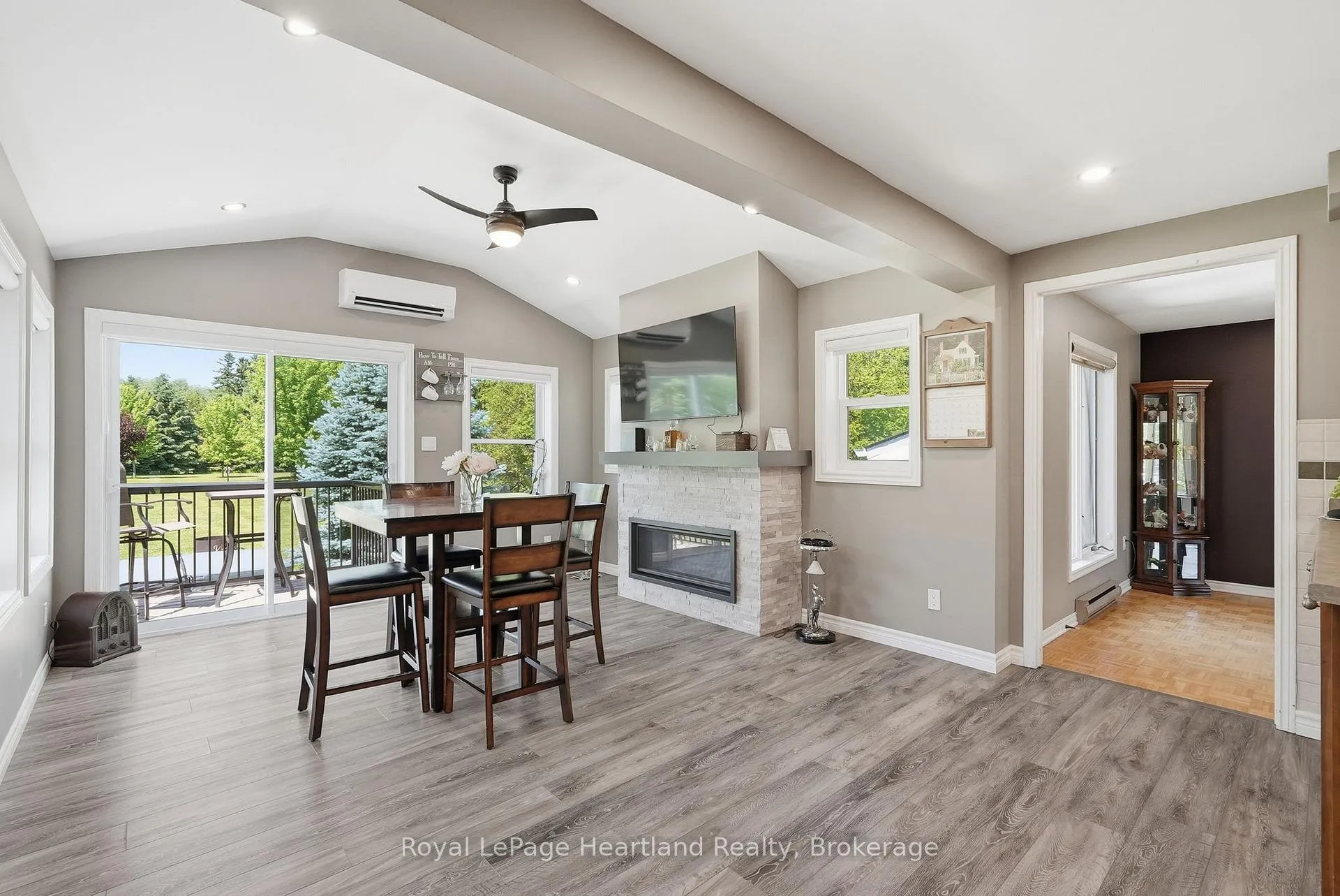 Photo 11 of 1041 Howick Street, Howick — HOMEH