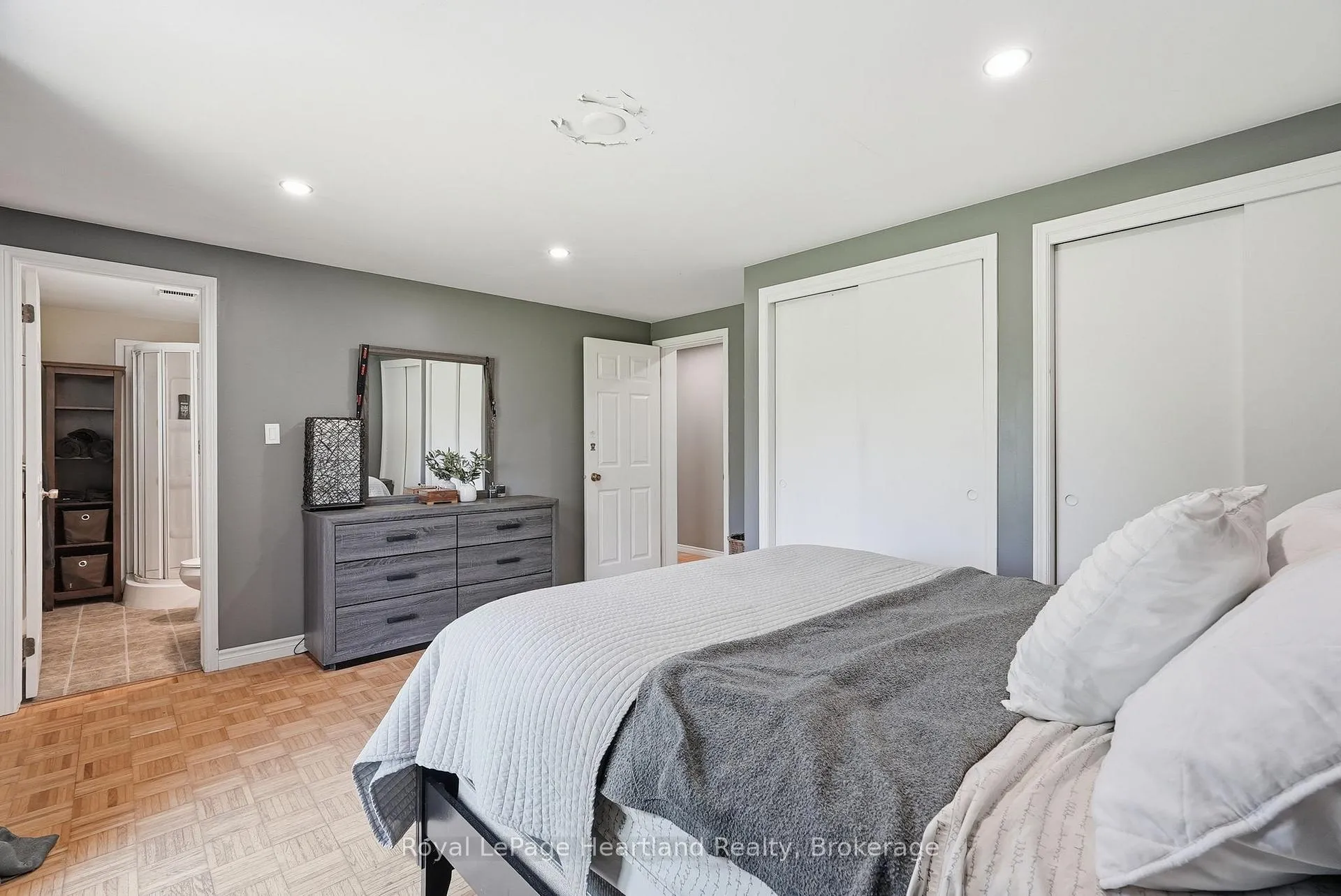 Photo 23 of 1041 Howick Street, Howick — HOMEH