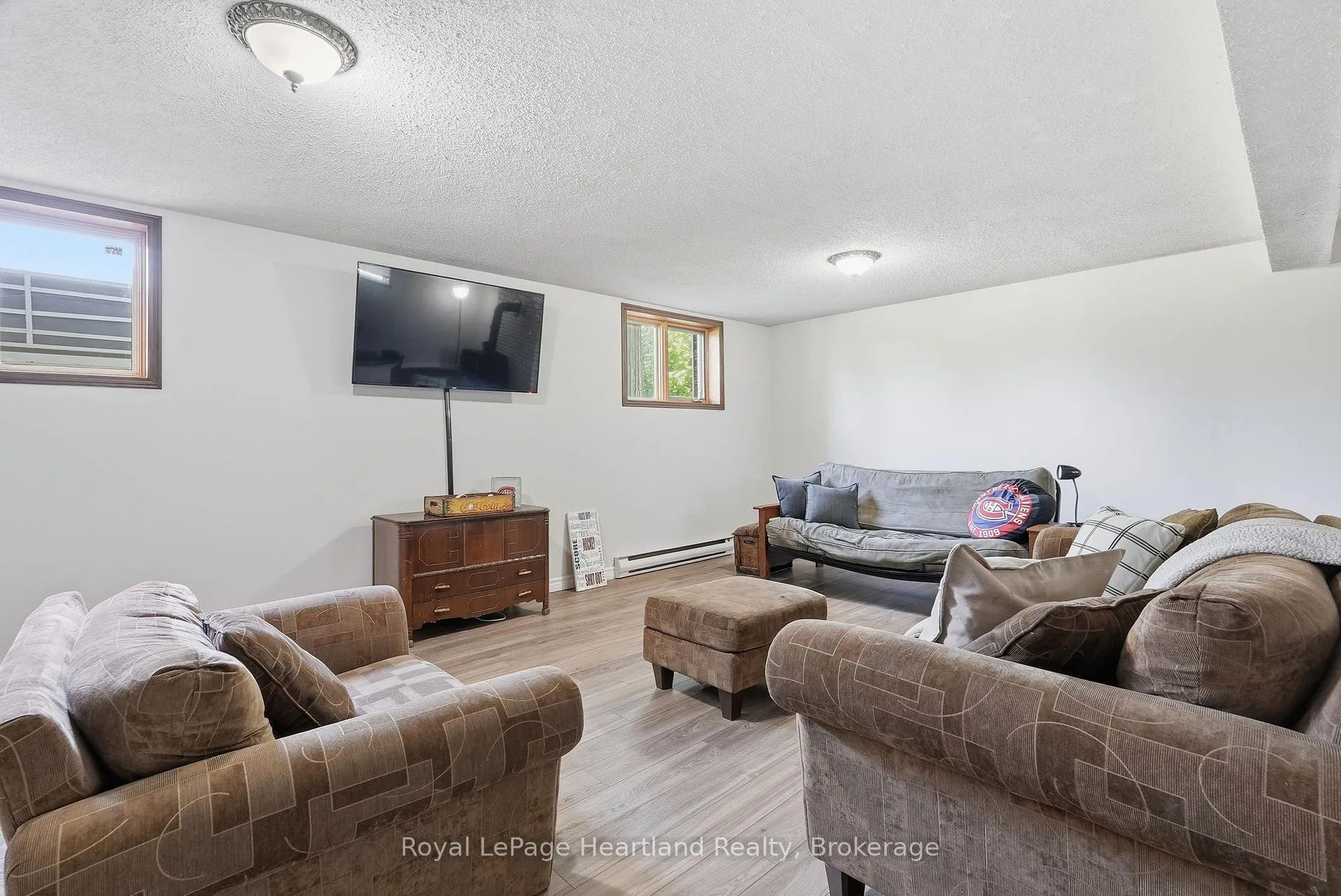 Photo 25 of 1041 Howick Street, Howick — HOMEH