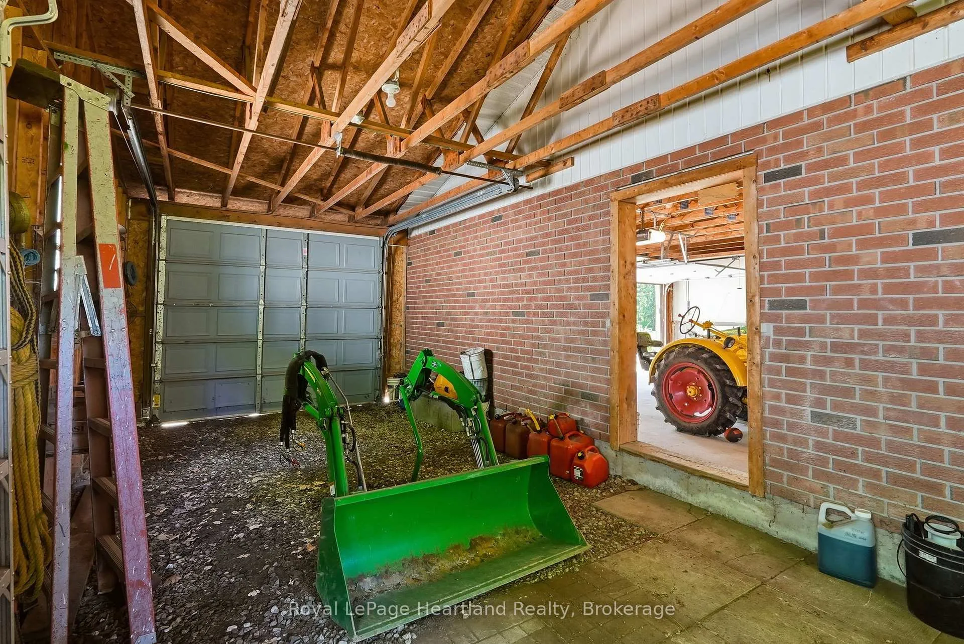 Photo 34 of 1041 Howick Street, Howick — HOMEH