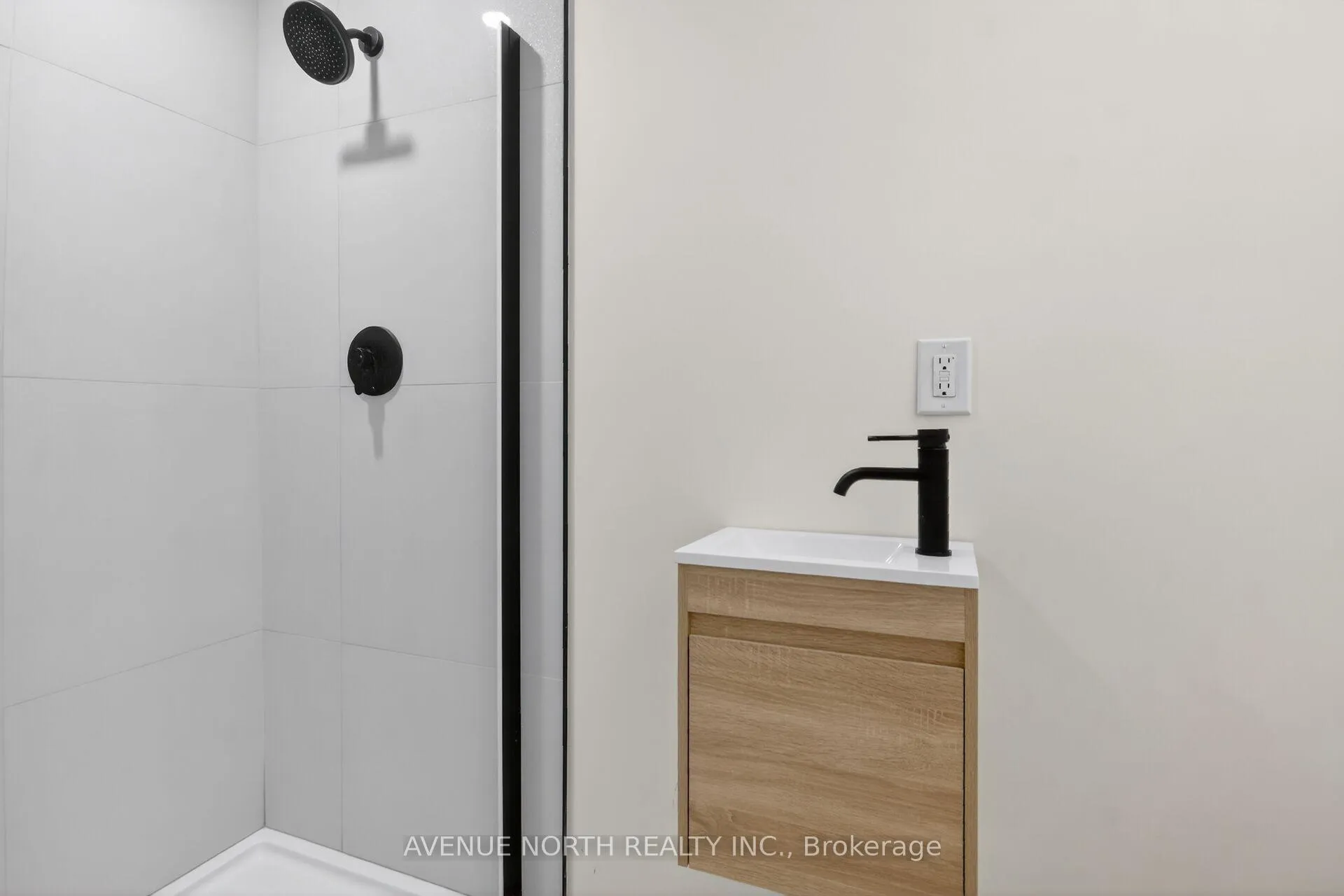 Photo 28 of 564 Seyton Drive, Ottawa, Westcliffe Estates — HOMEH