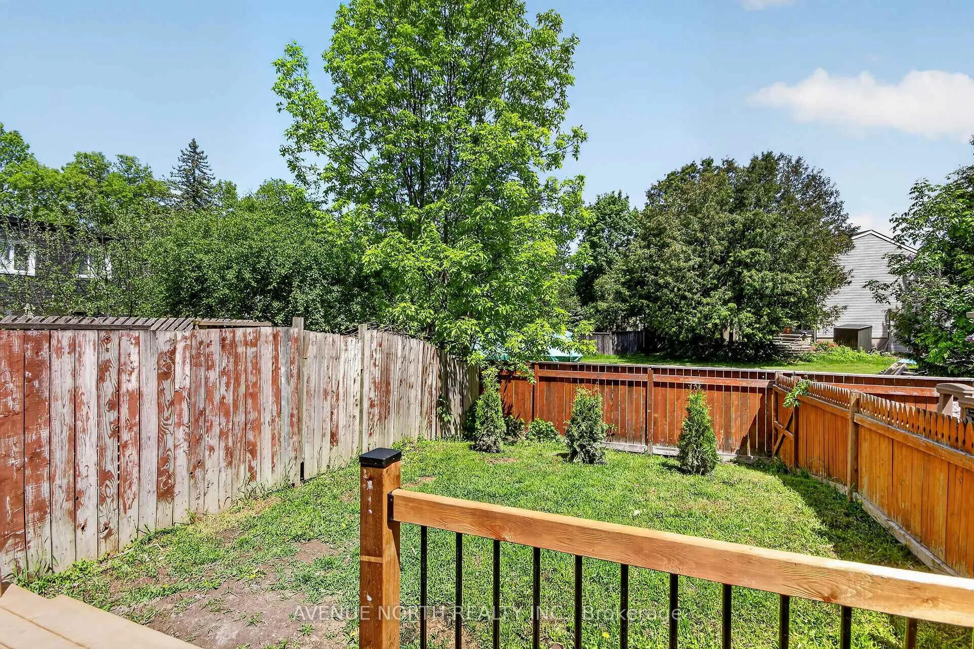 Photo 32 of 564 Seyton Drive, Ottawa, Westcliffe Estates — HOMEH