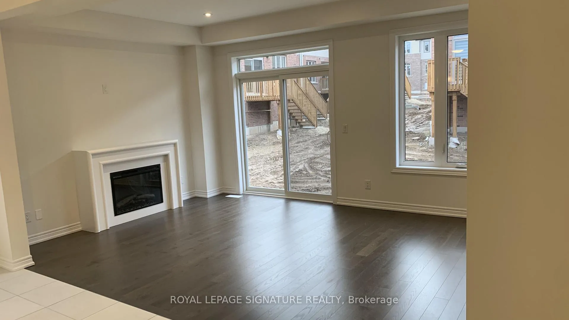 Photo 4 of 30 Roywood Street, Kitchener — HOMEH