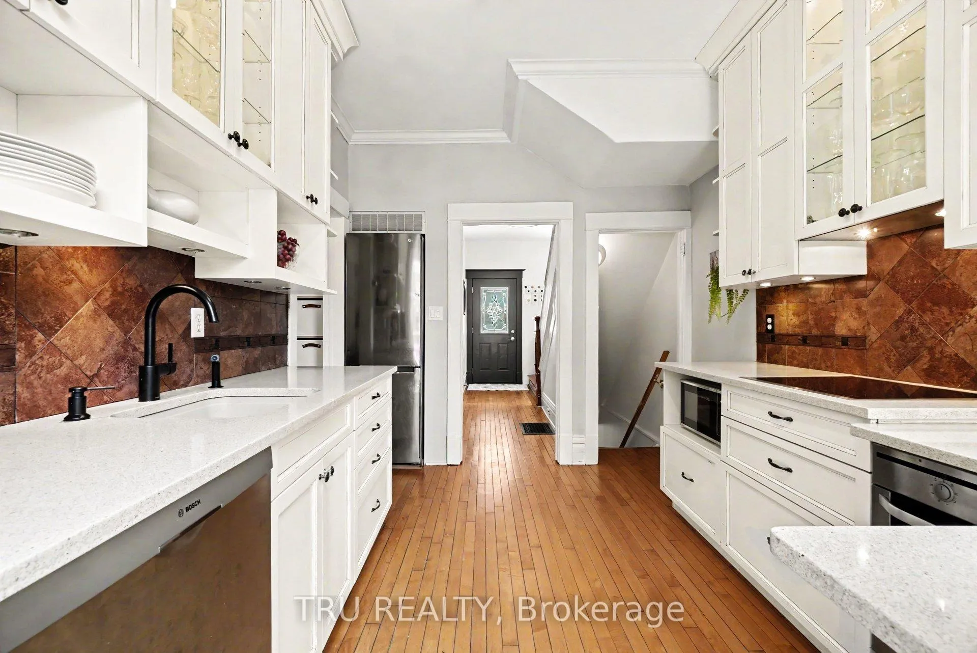 Photo 16 of 5 Grove Avenue, Ottawa, Old Ottawa South — HOMEH
