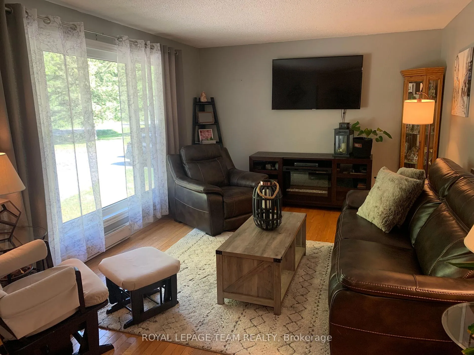 Photo 6 of 690 Limerick Road, North Grenville, North Grenville Twp (Kemptville South) — HOMEH