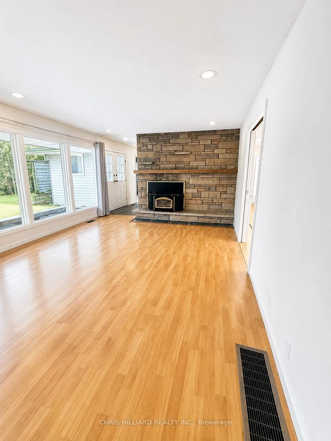 Photo 5 of 1668 River Road, Ottawa, Manotick East to Manotick Station — HOMEH