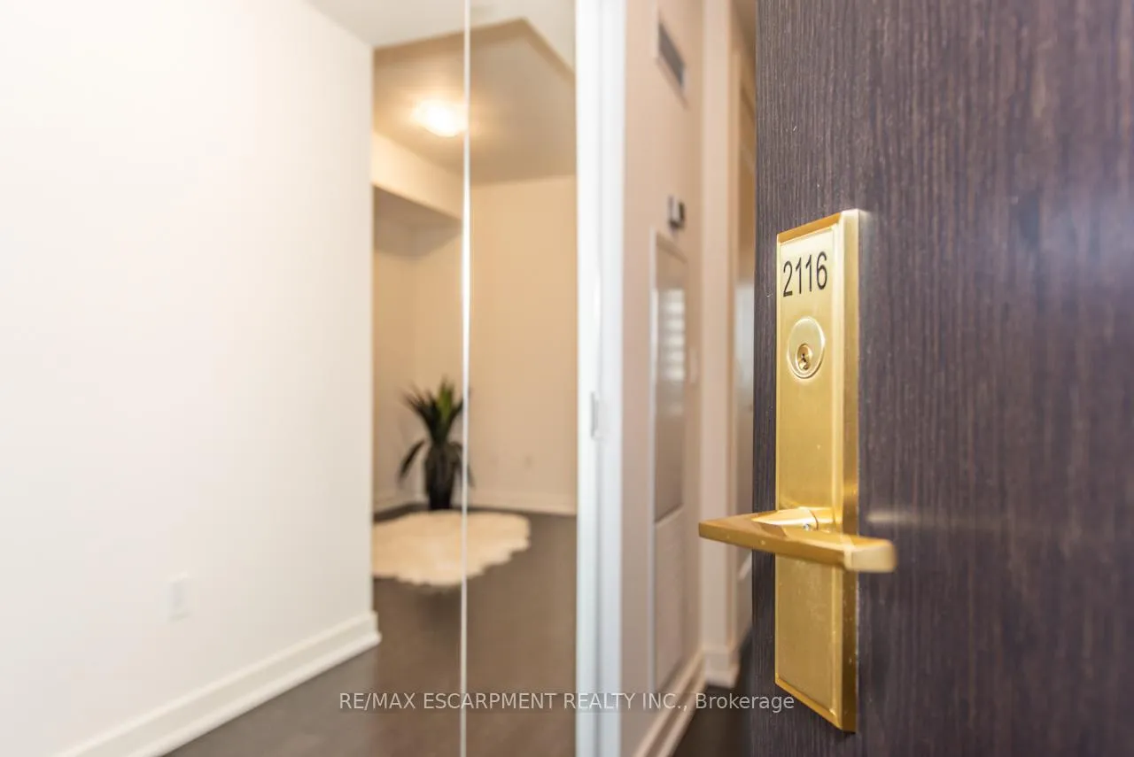 Photo 4 of Unit 2116, 330 Richmond Street W, Toronto, Waterfront Communities — HOMEH