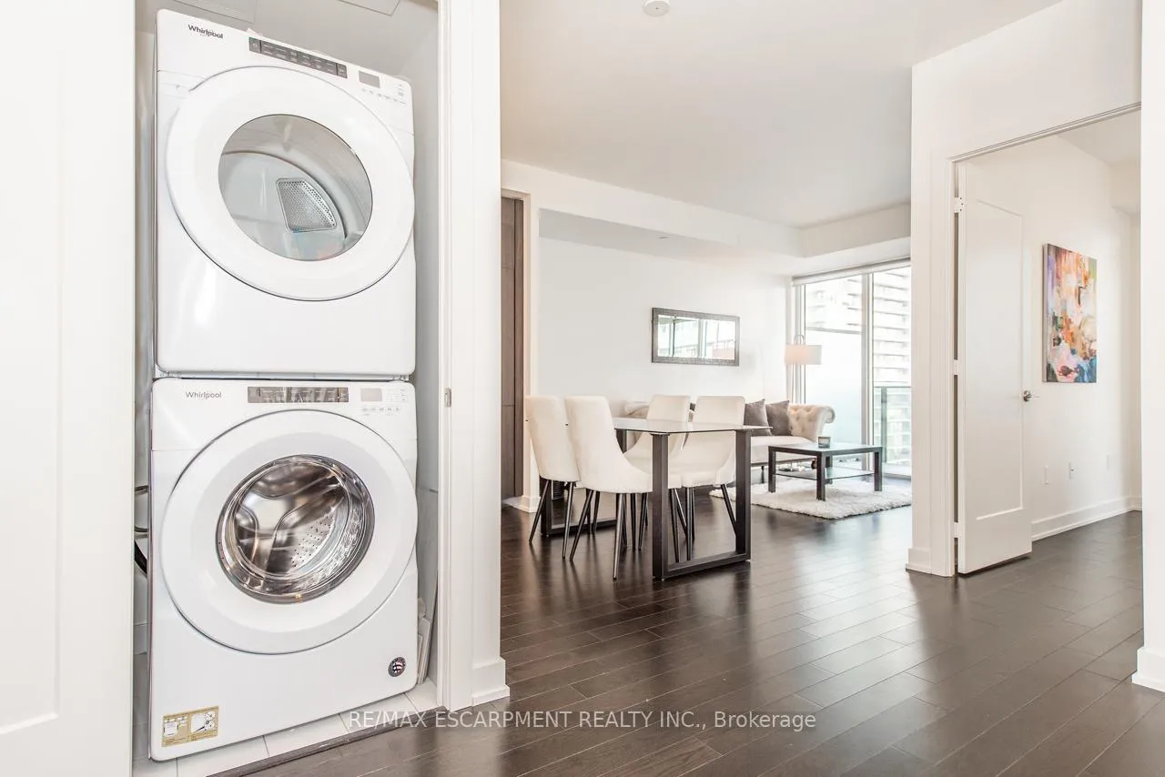 Photo 7 of Unit 2116, 330 Richmond Street W, Toronto, Waterfront Communities — HOMEH