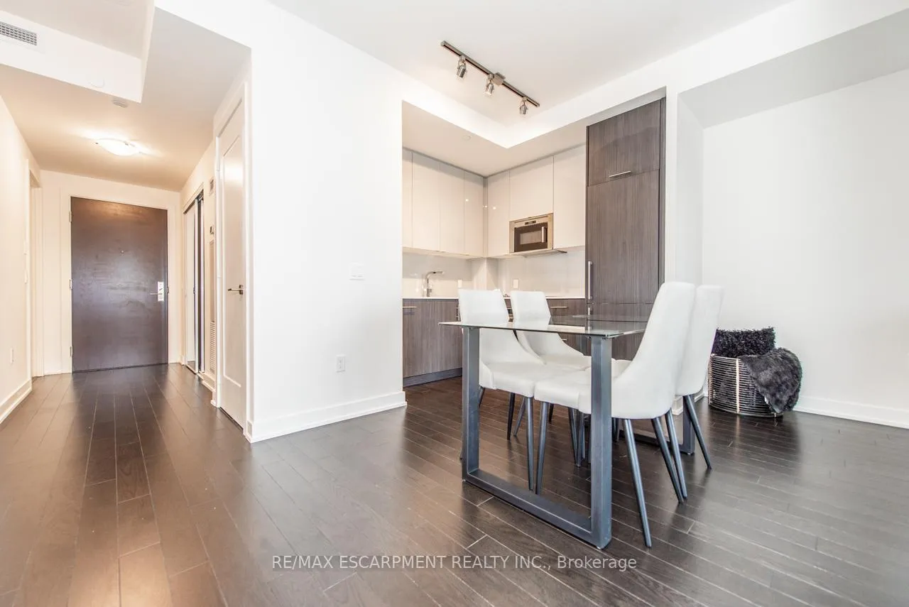 Photo 13 of Unit 2116, 330 Richmond Street W, Toronto, Waterfront Communities — HOMEH