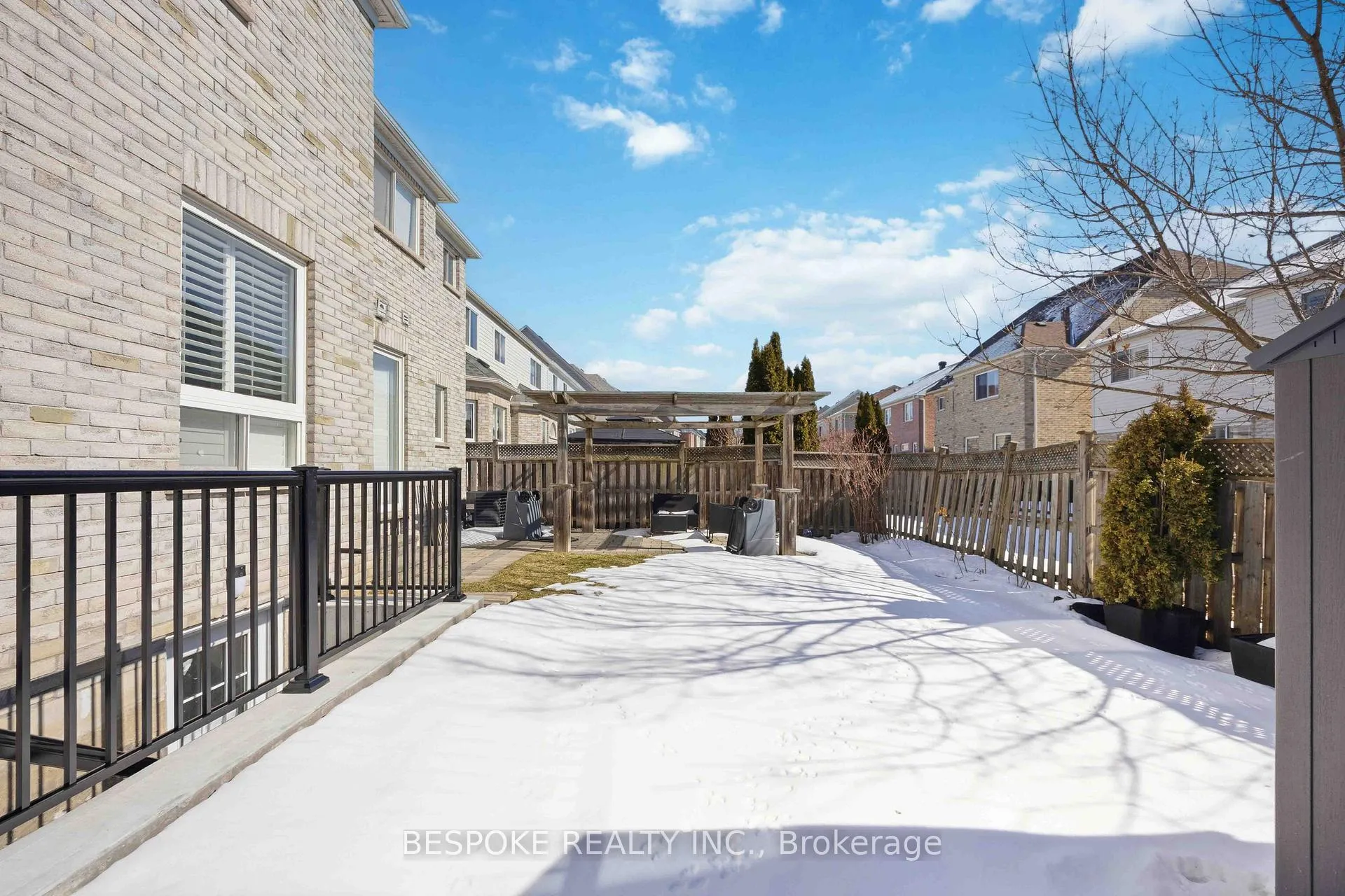Photo 22 of Unit Basement, 11 Byram Downs Street, Ajax, Central East — HOMEH