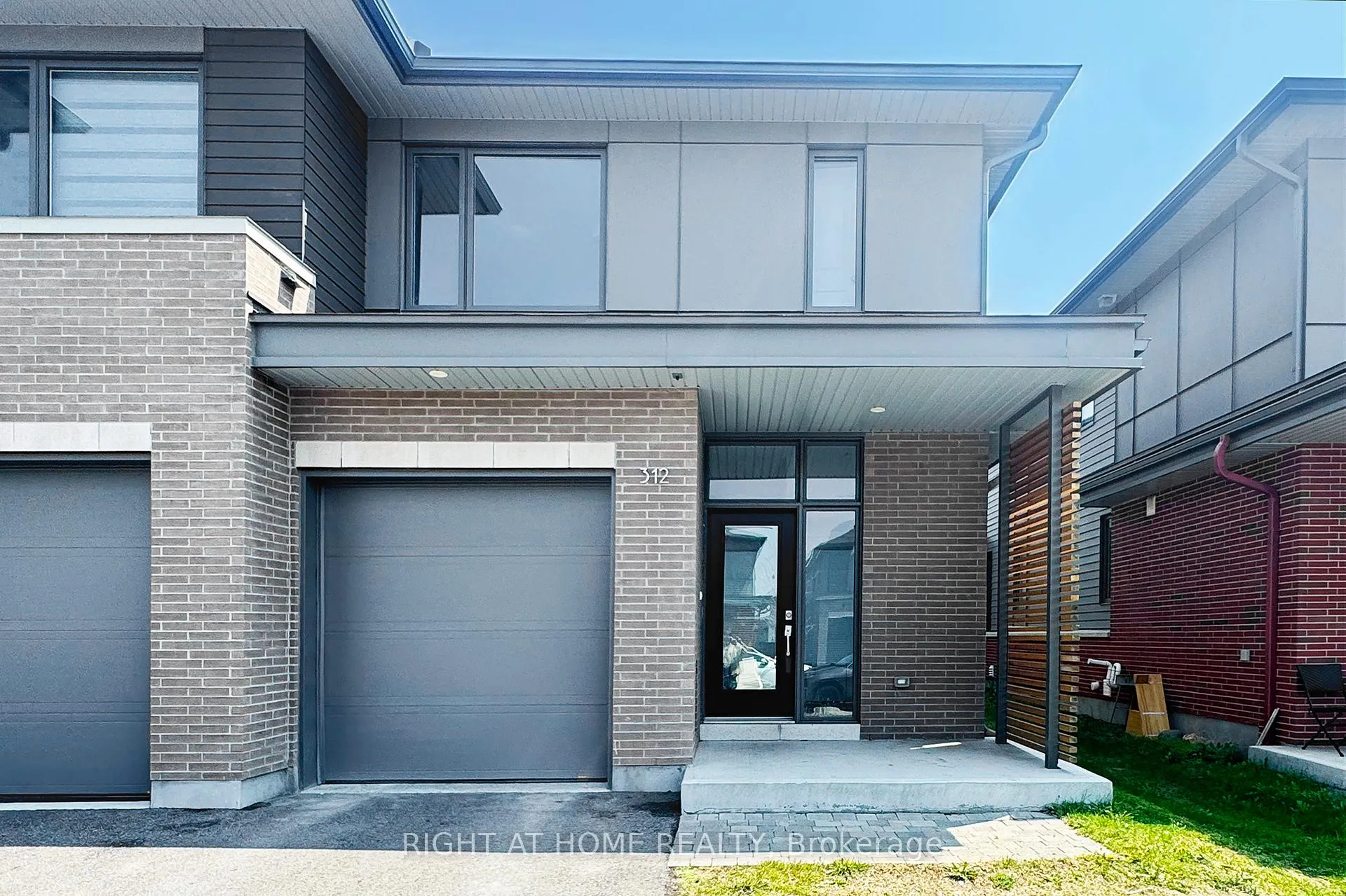 Photo 1 of 312 Wigwas Street, Ottawa, CFB Rockcliffe and Area — HOMEH